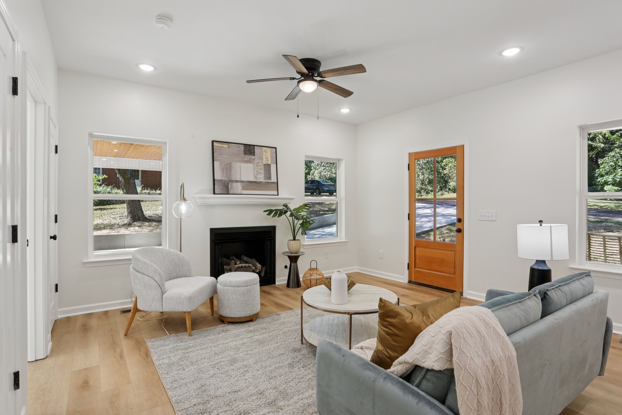 119 Oak Dr