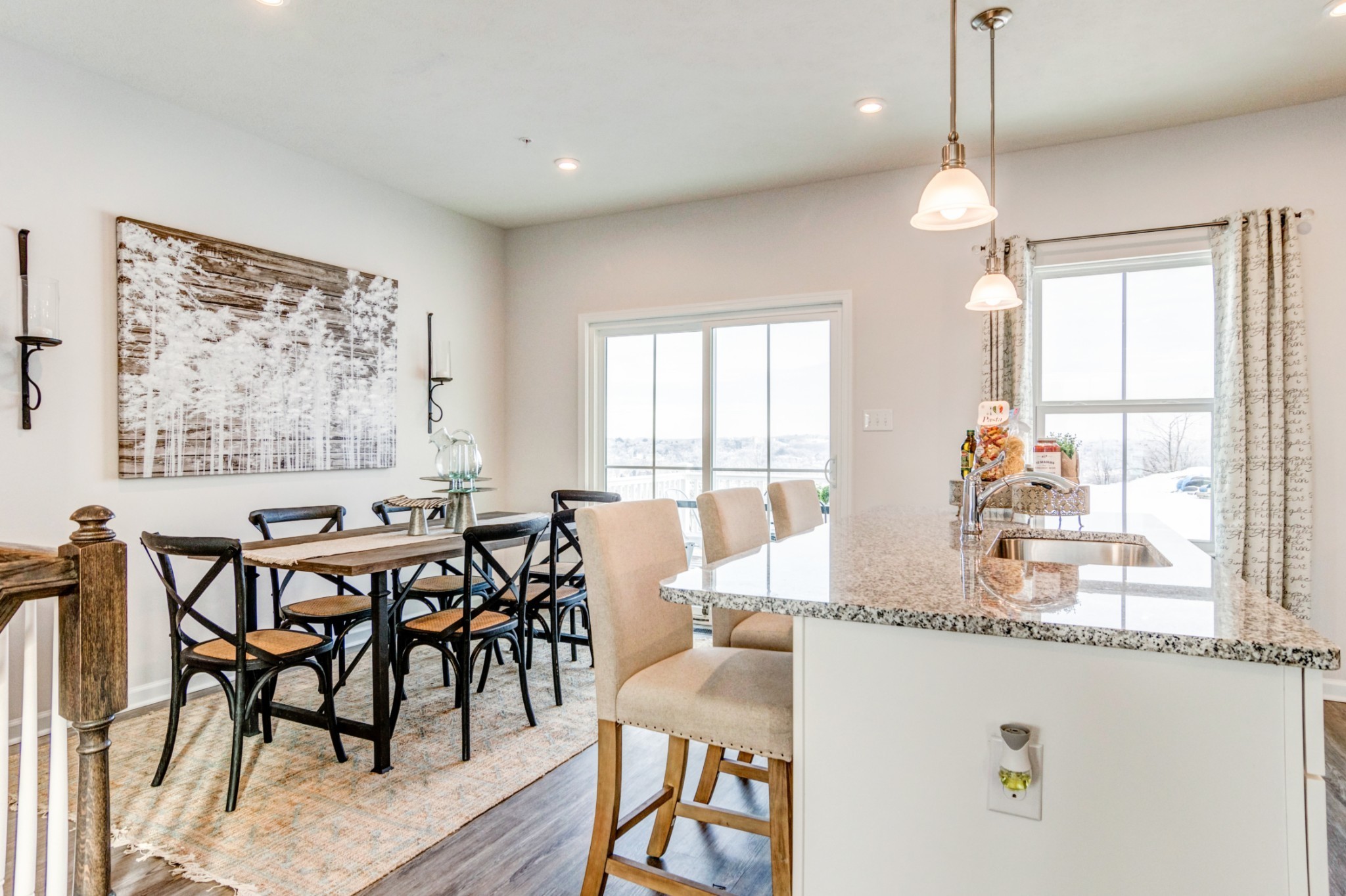 1079 MOUNTAIN VIEW DRIVE