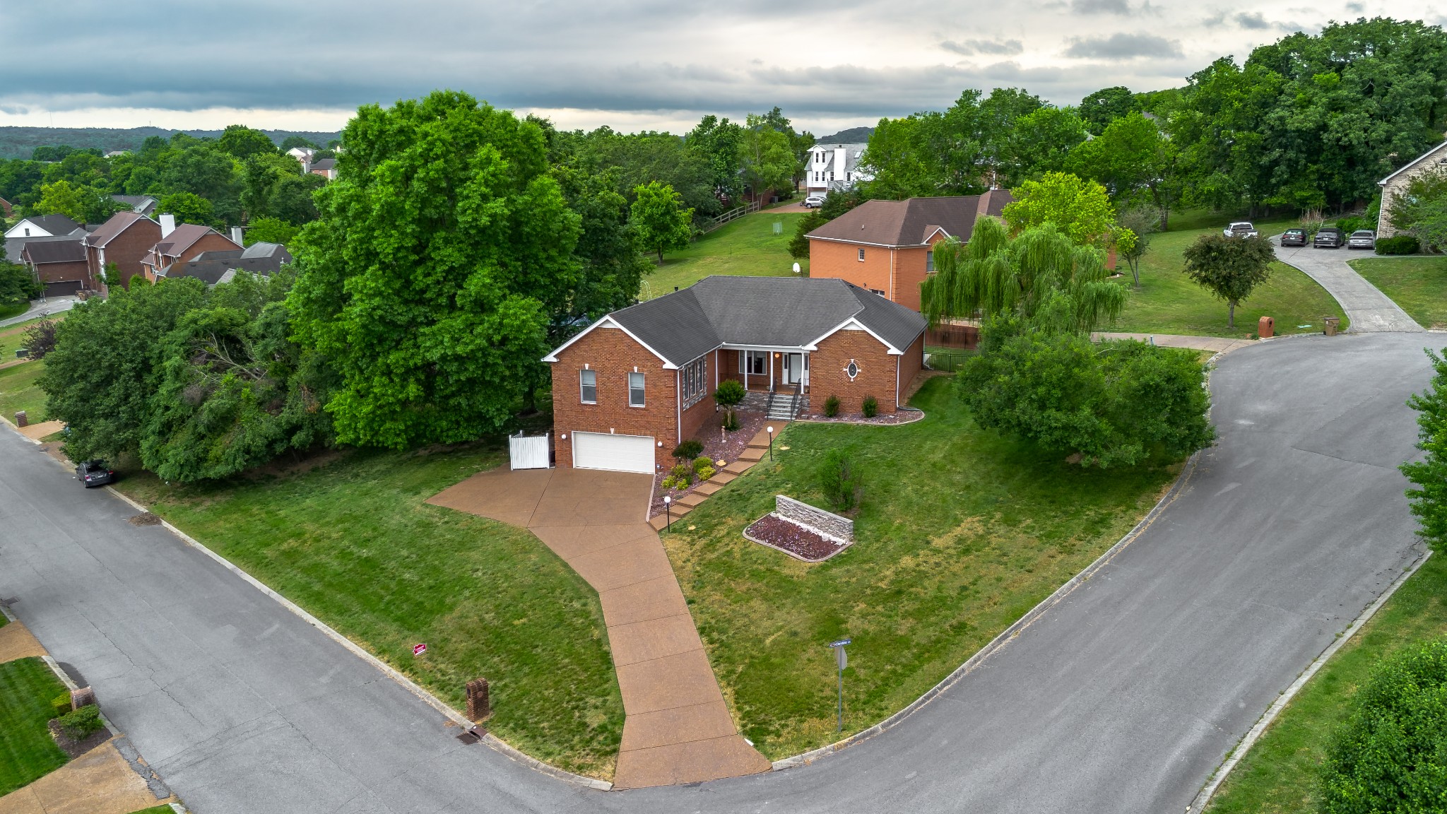 1143 Kimberly Dr