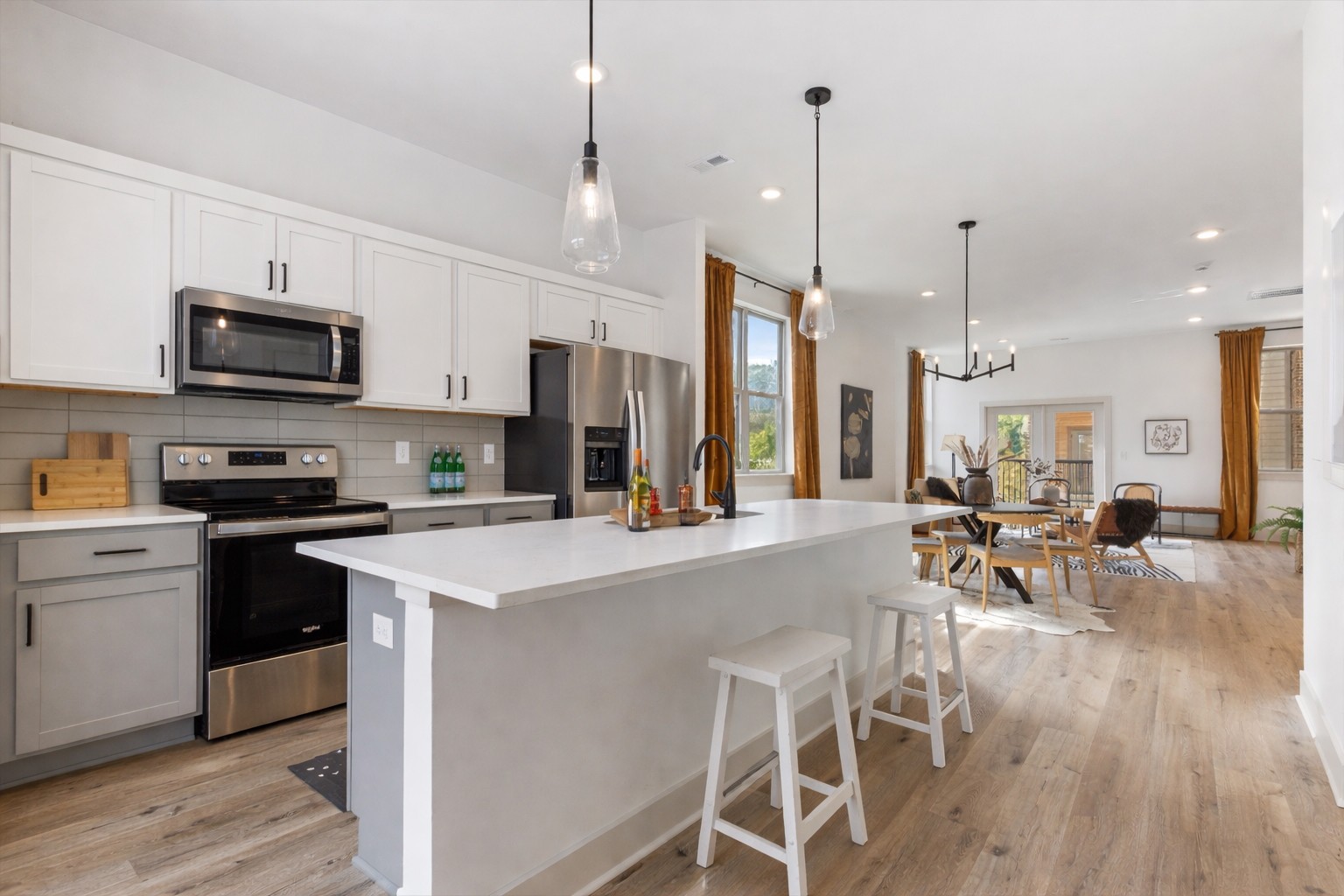 7341 Charlotte Pike 101