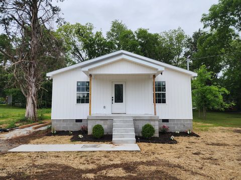 201 Hunt Street Winchester TN 37398