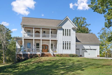 4325 Cave Springs Rd Columbia TN 38401