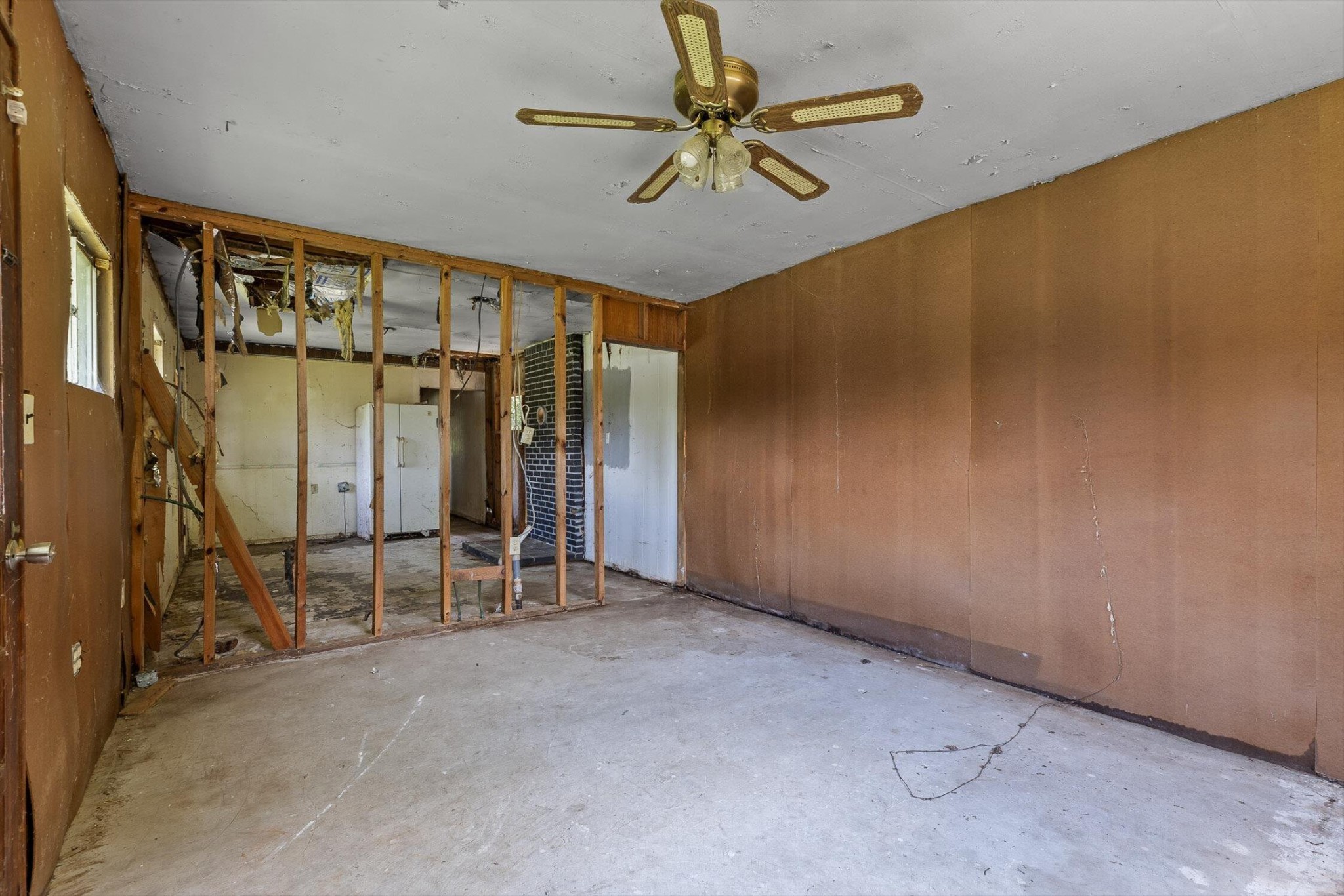 1467 Holcomb Road