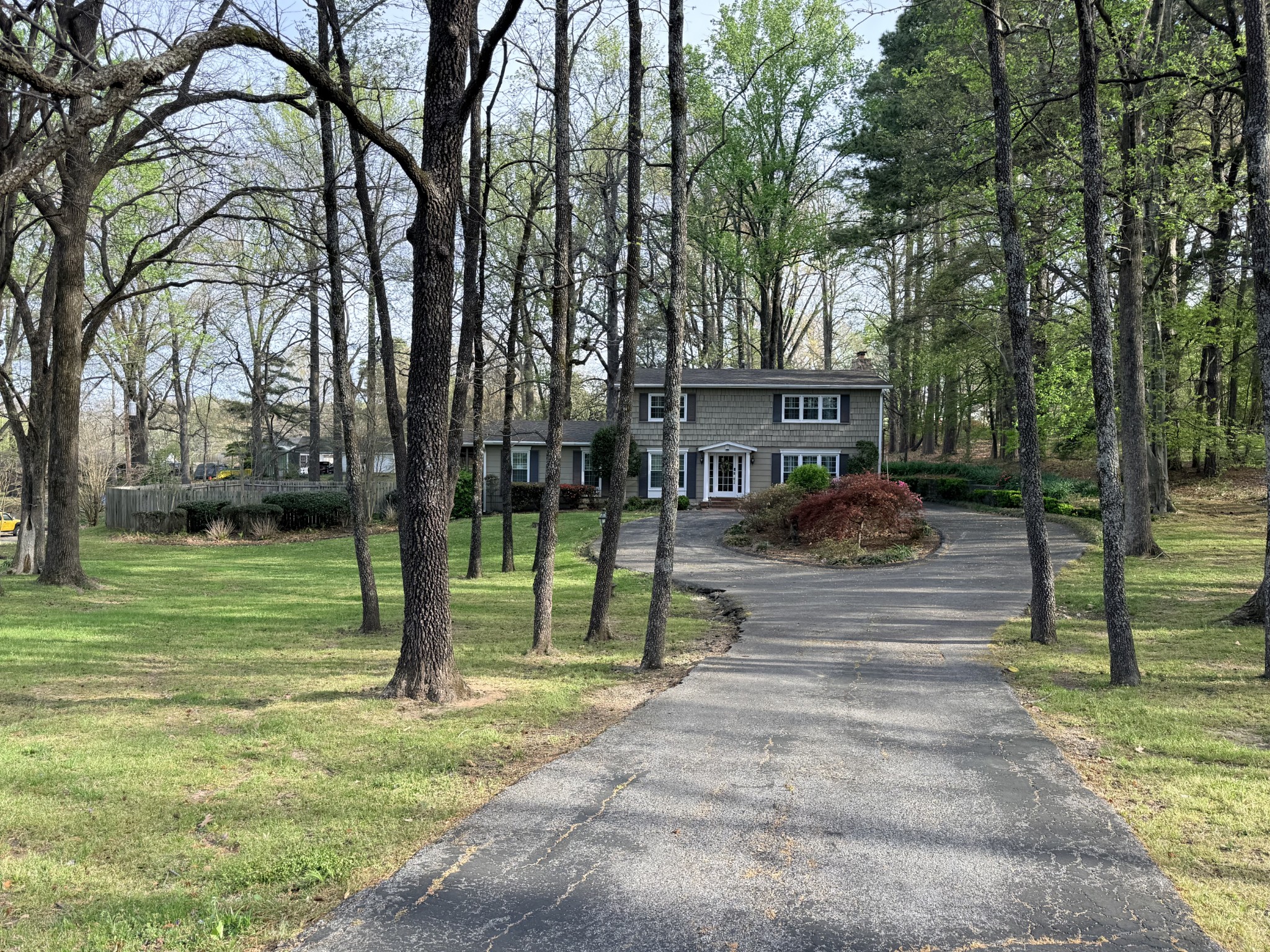 261 Lackey Ln