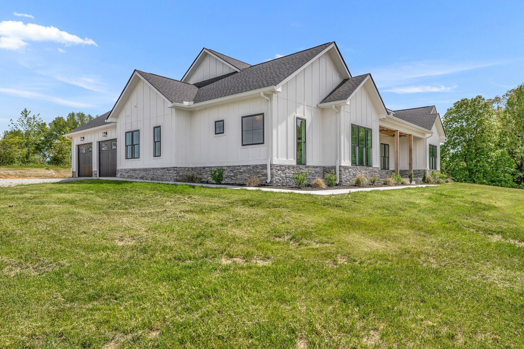 184 Emma Ln