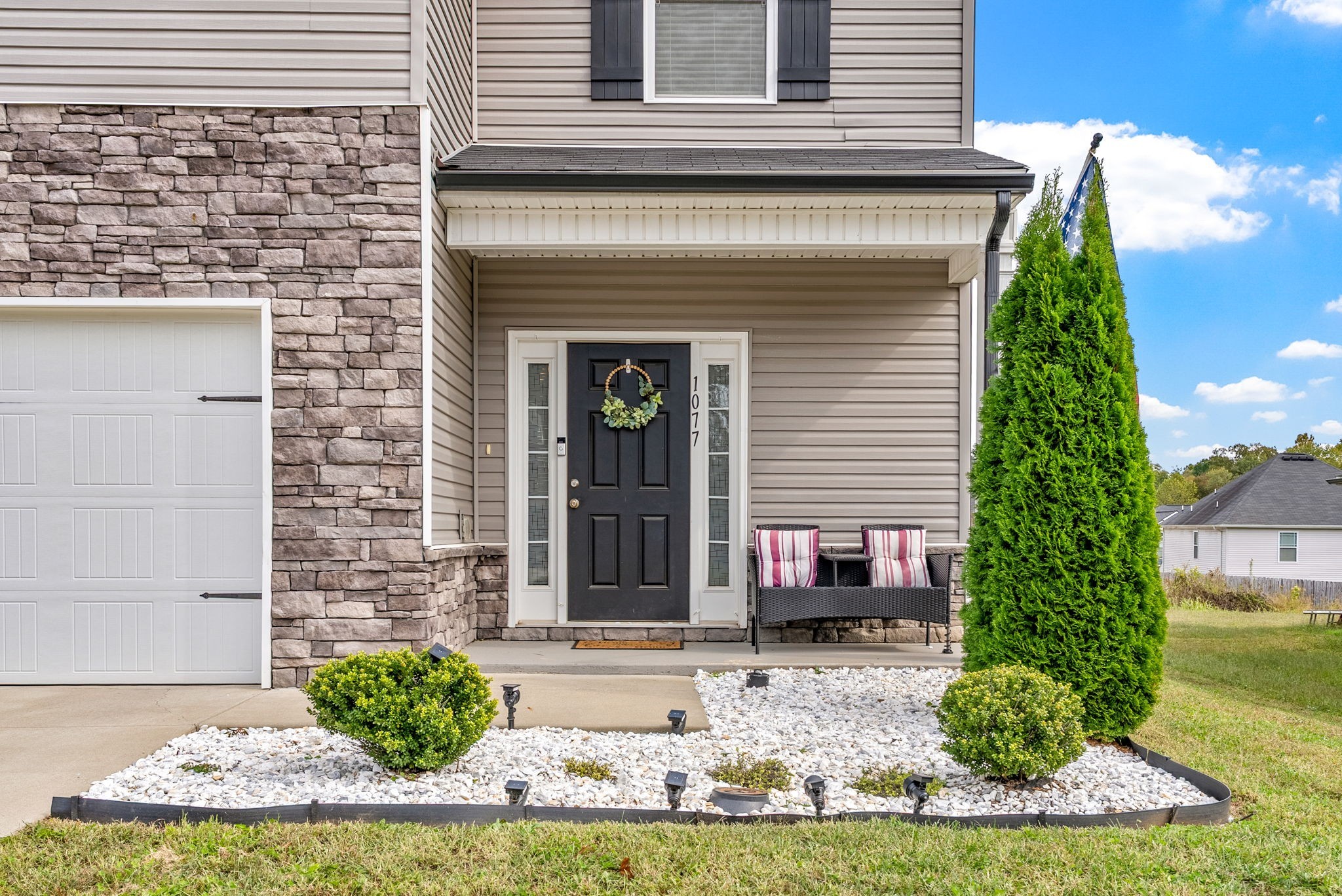 1077 Black Oak Circle