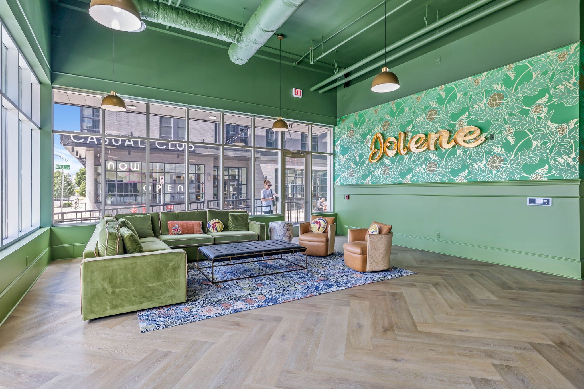 815 Main St 103