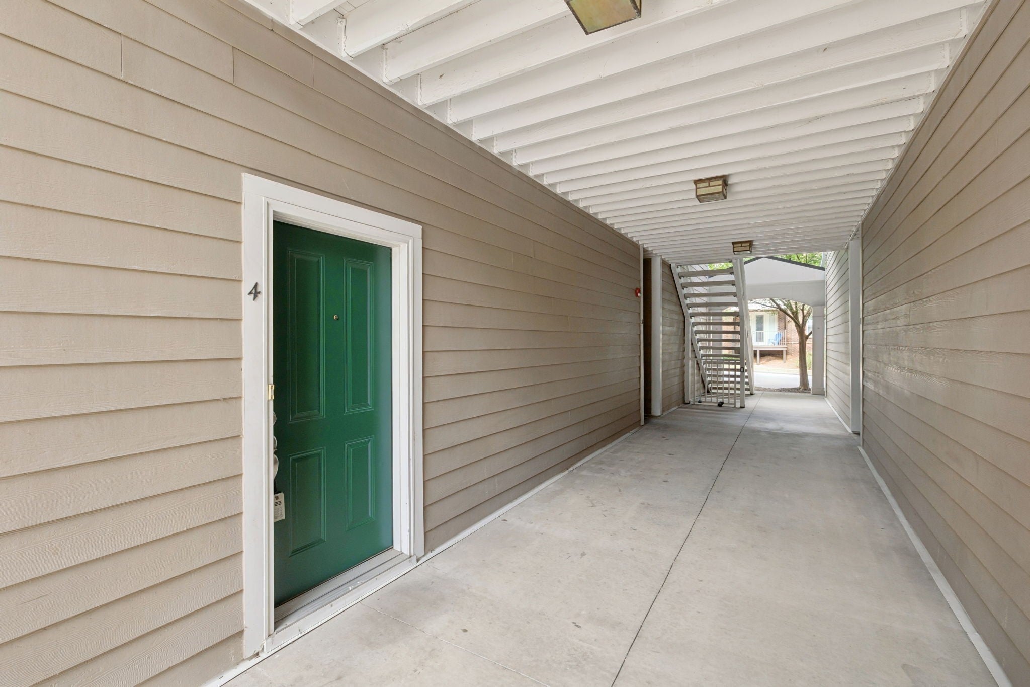 2-bed condo for sale in Nashville, TN 37211, 8047 Bienville Dr 4 8047 Bienville Dr 4, Nashville TN 37211 2-bed condo, photo 4 of 32