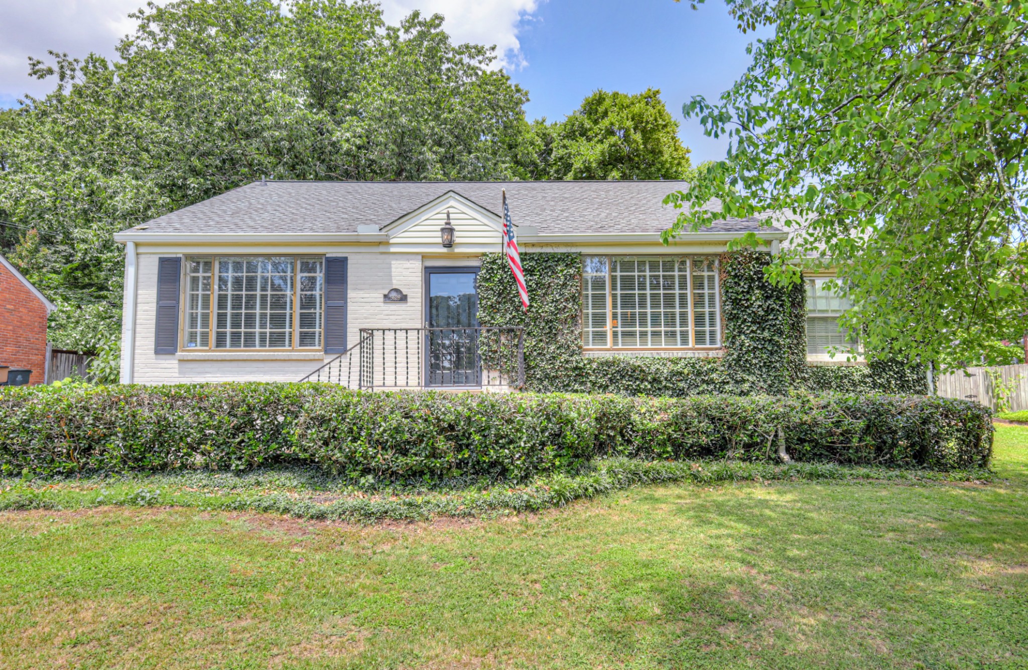5628 Knob Rd