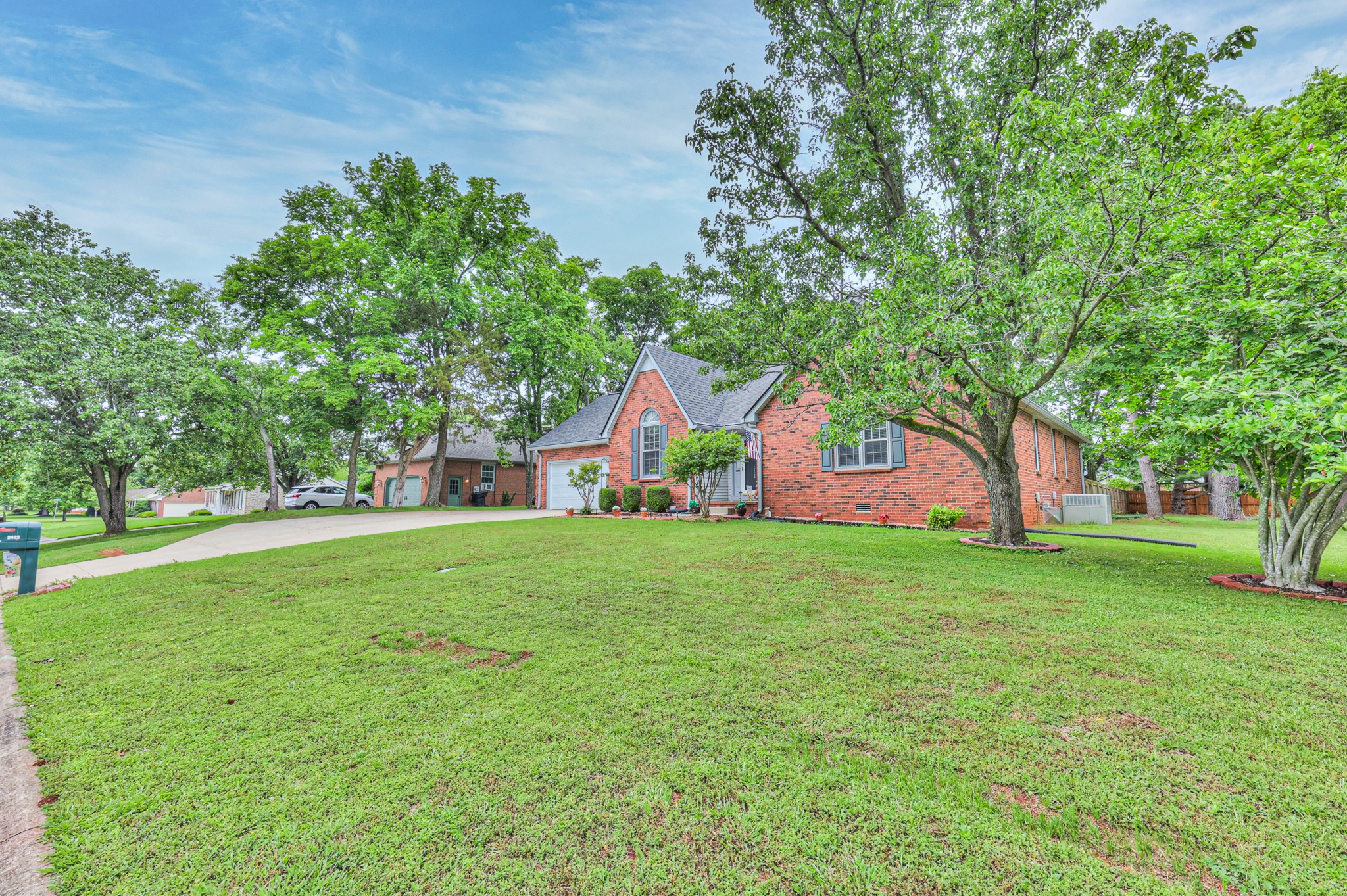 2422 Windemere Dr