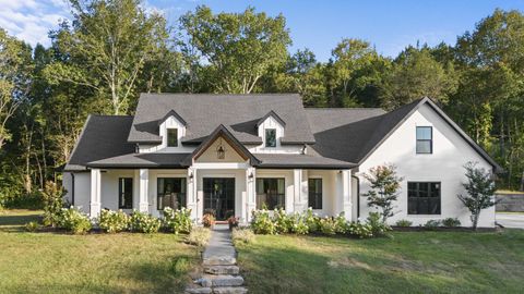 11883 Franklin Rd College Grove TN 37046