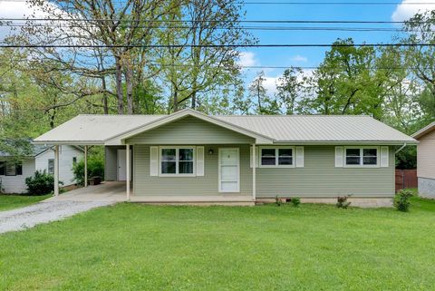 84 Harper Ln Crossville TN 38555