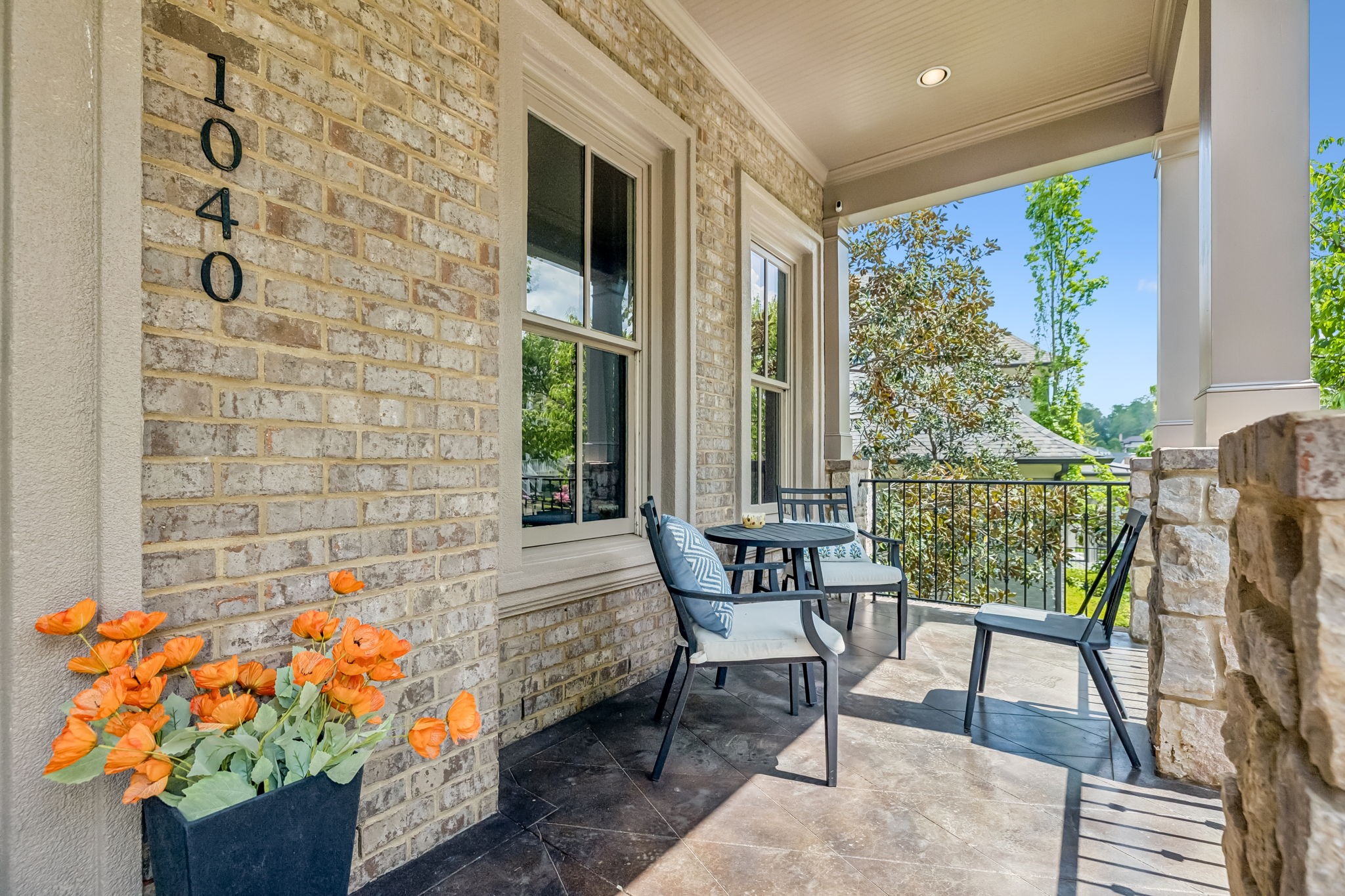 1040 Falling Leaf Cir