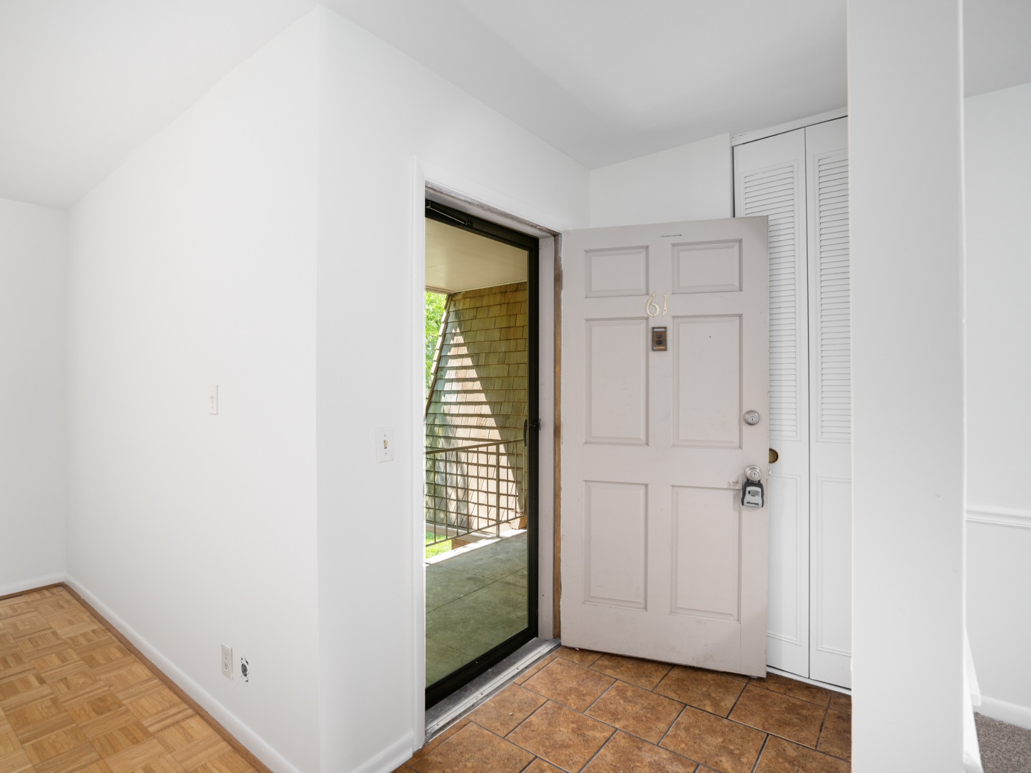 3000 Hillsboro Pike 61