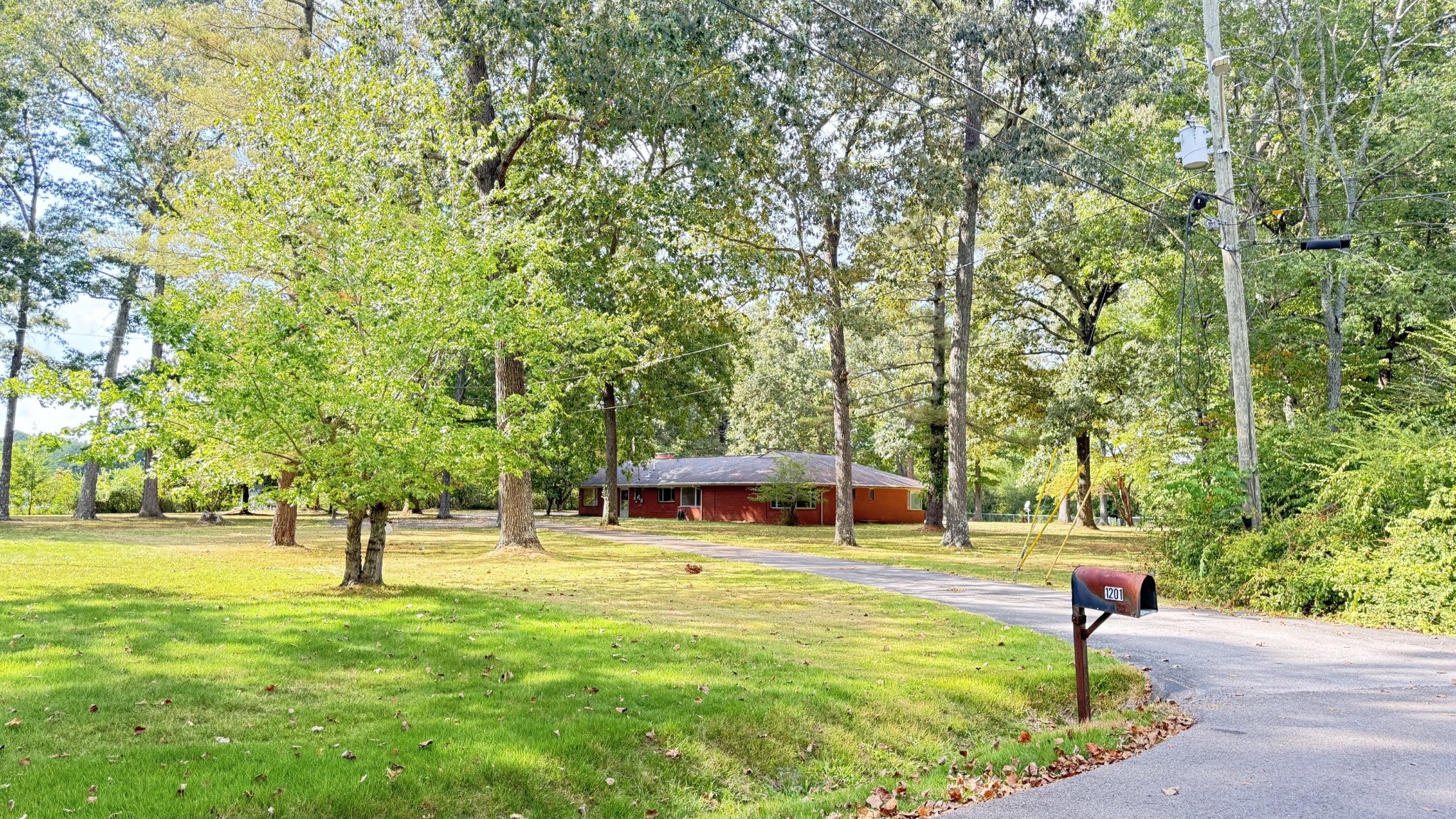 1201 Pickett Dr