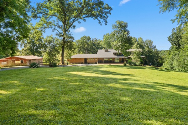 2900 Tanyard Hill Rd