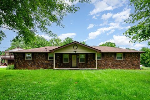810 Dry Creek Rd Goodlettsville TN 37072