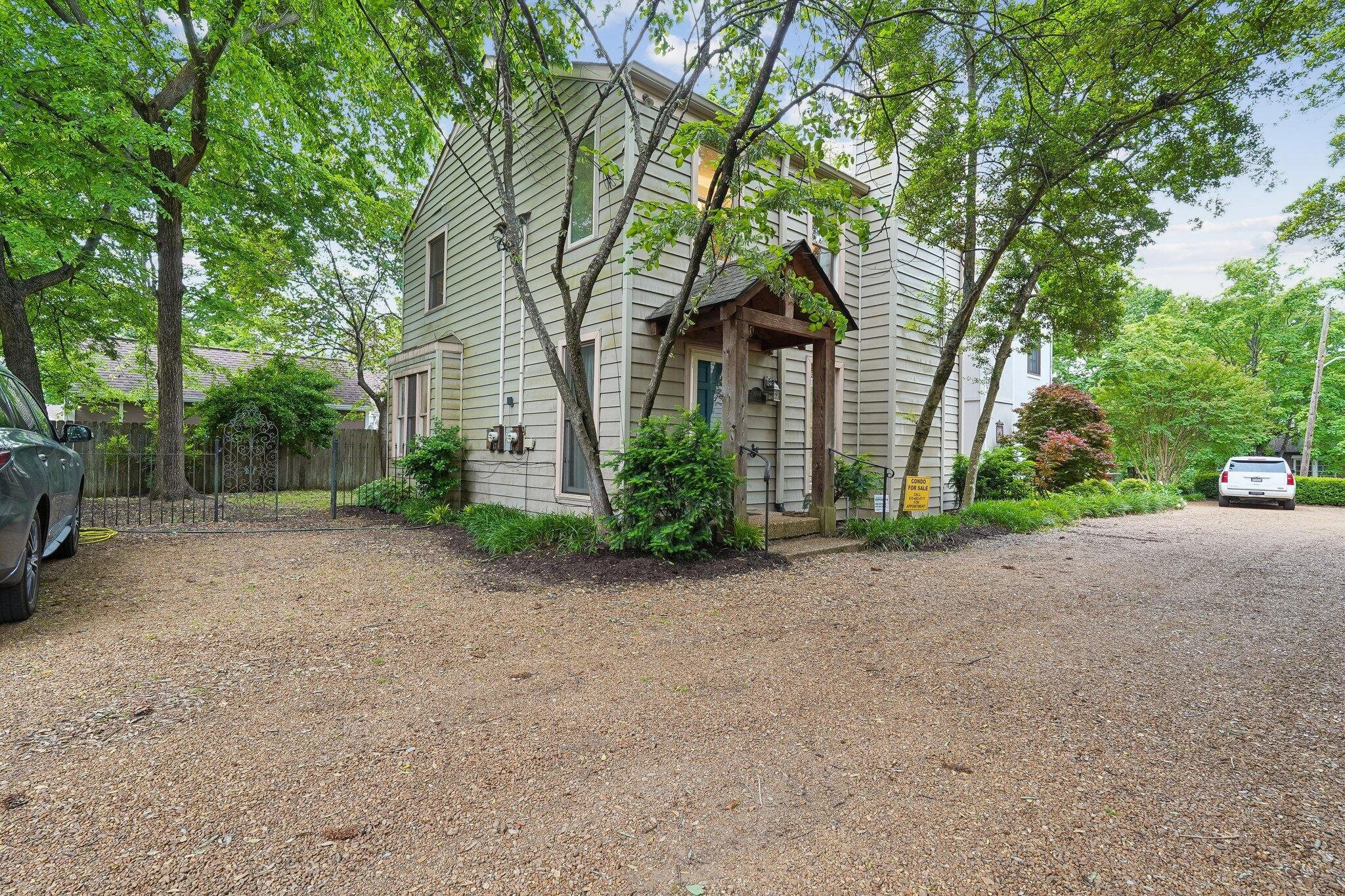 3608 Saratoga DR B