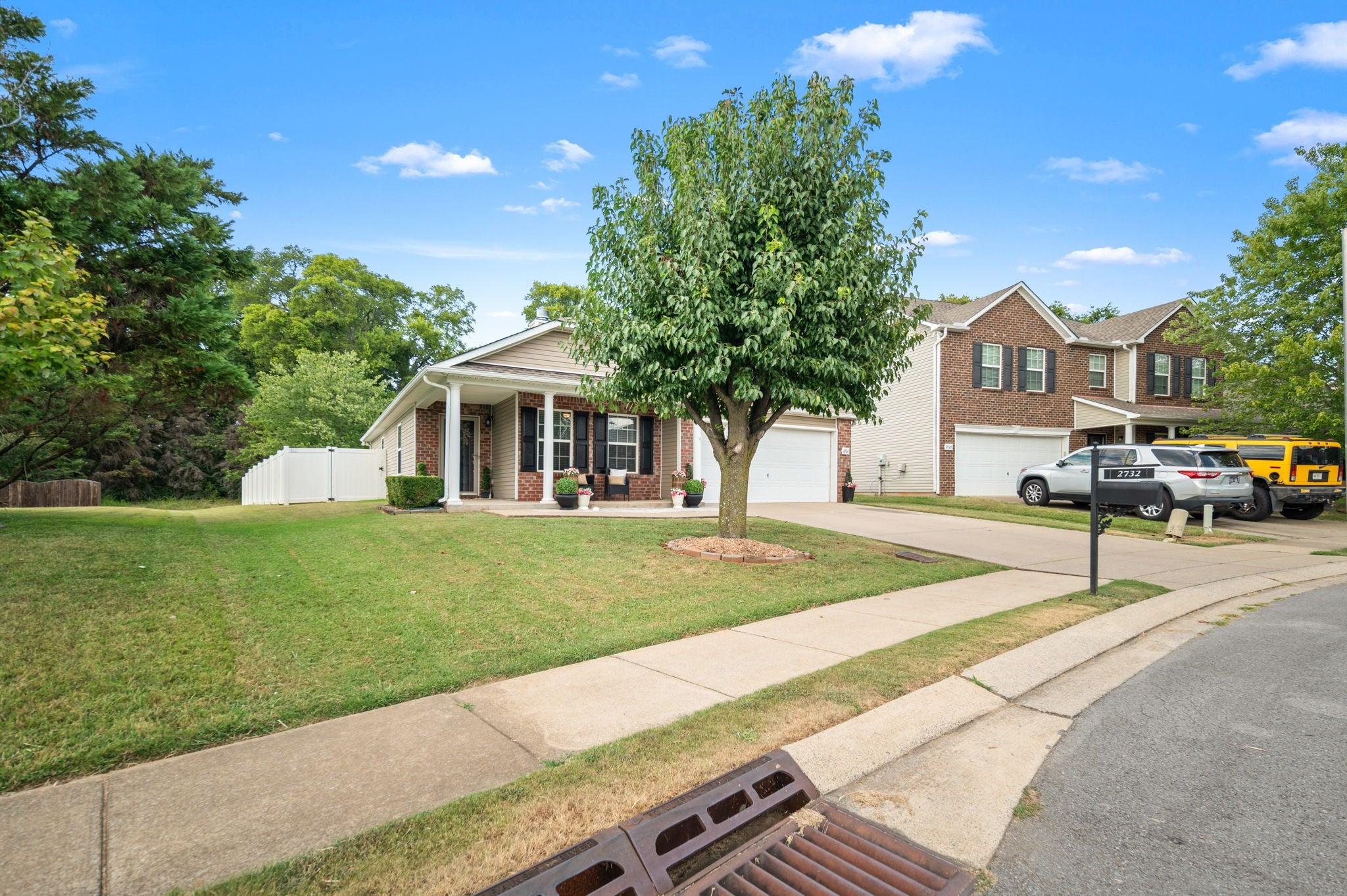 2732 Miranda Dr