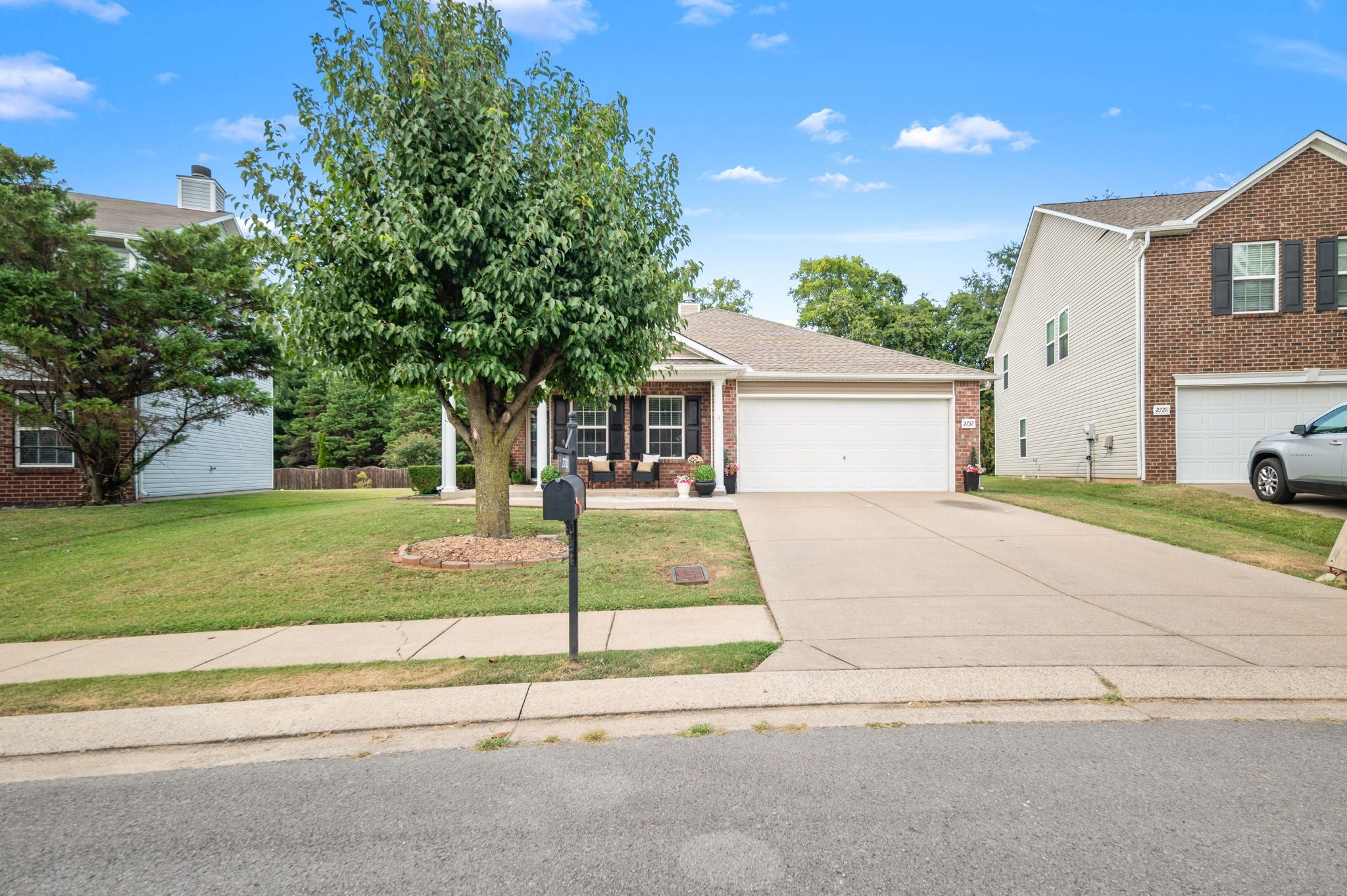 2732 Miranda Dr