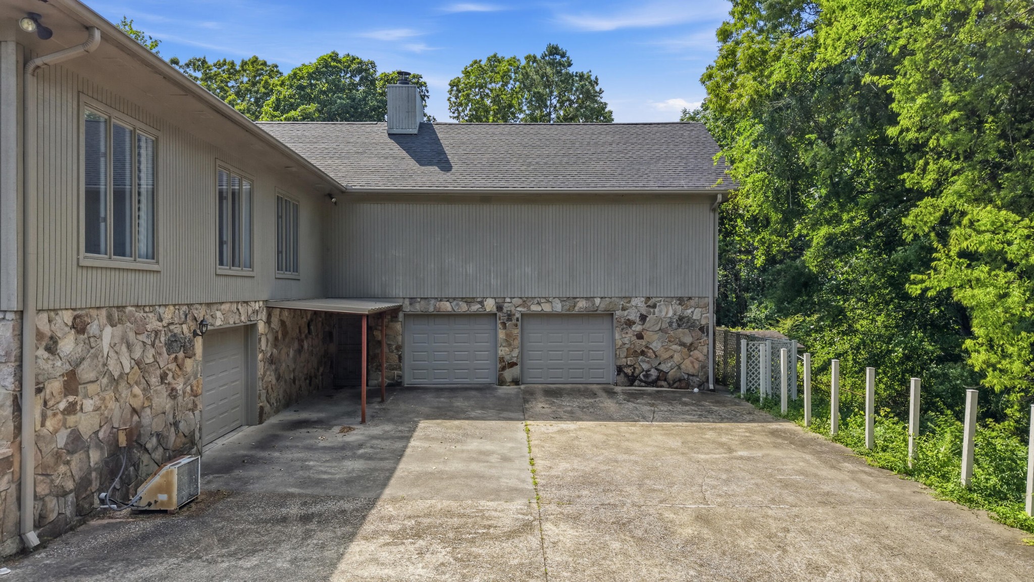 401 Pine Bluff Drive