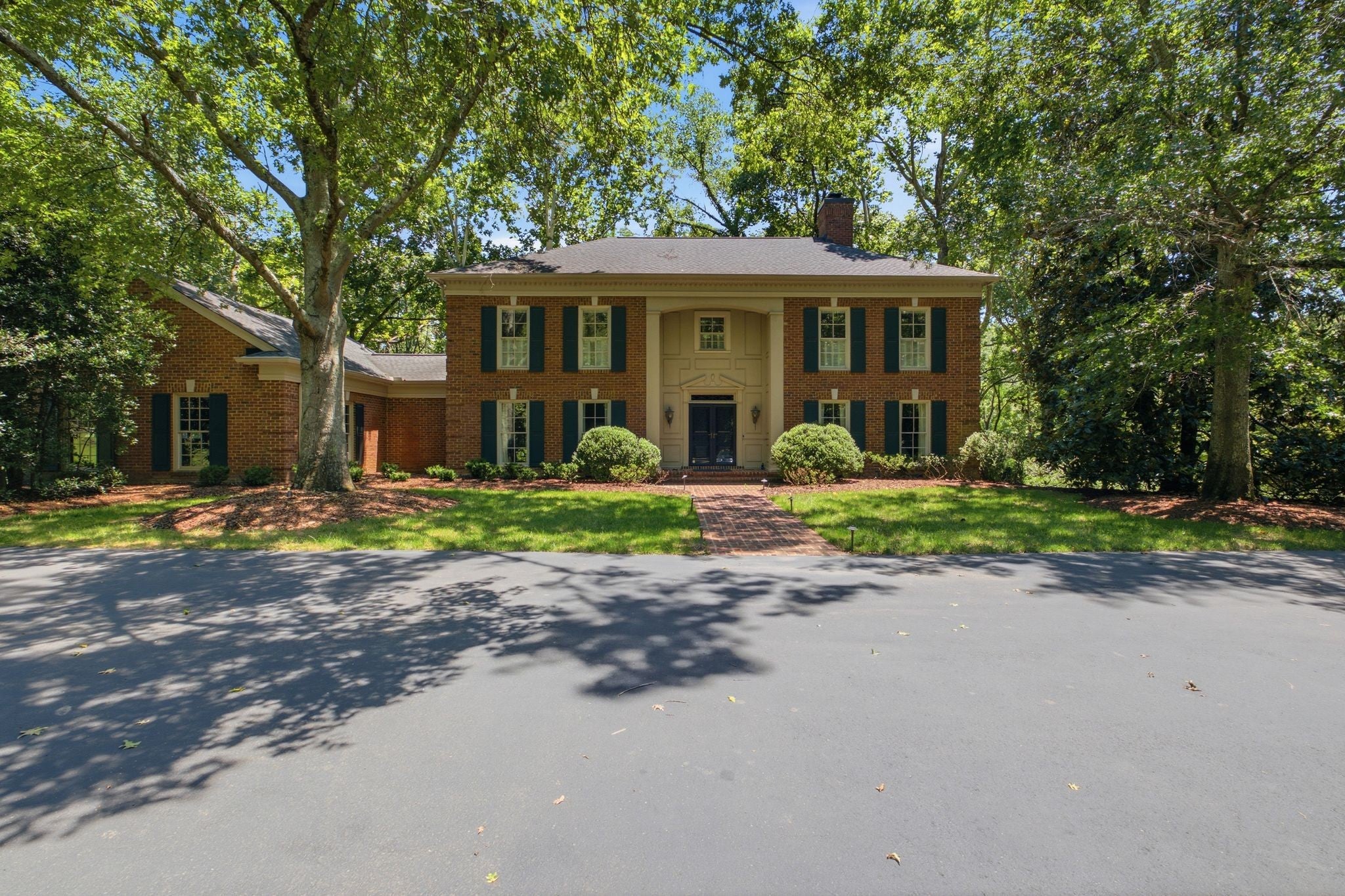 4-bed home at 4383 Chickering Ln, Nashville, sold July 2, 2026