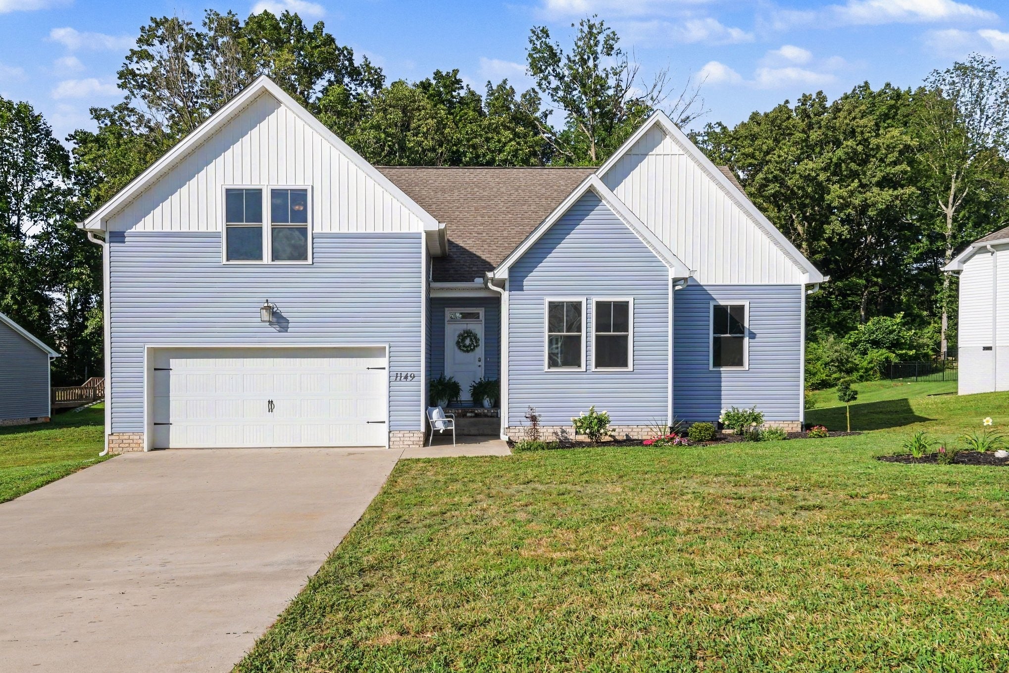 1149 Jonathan Ln