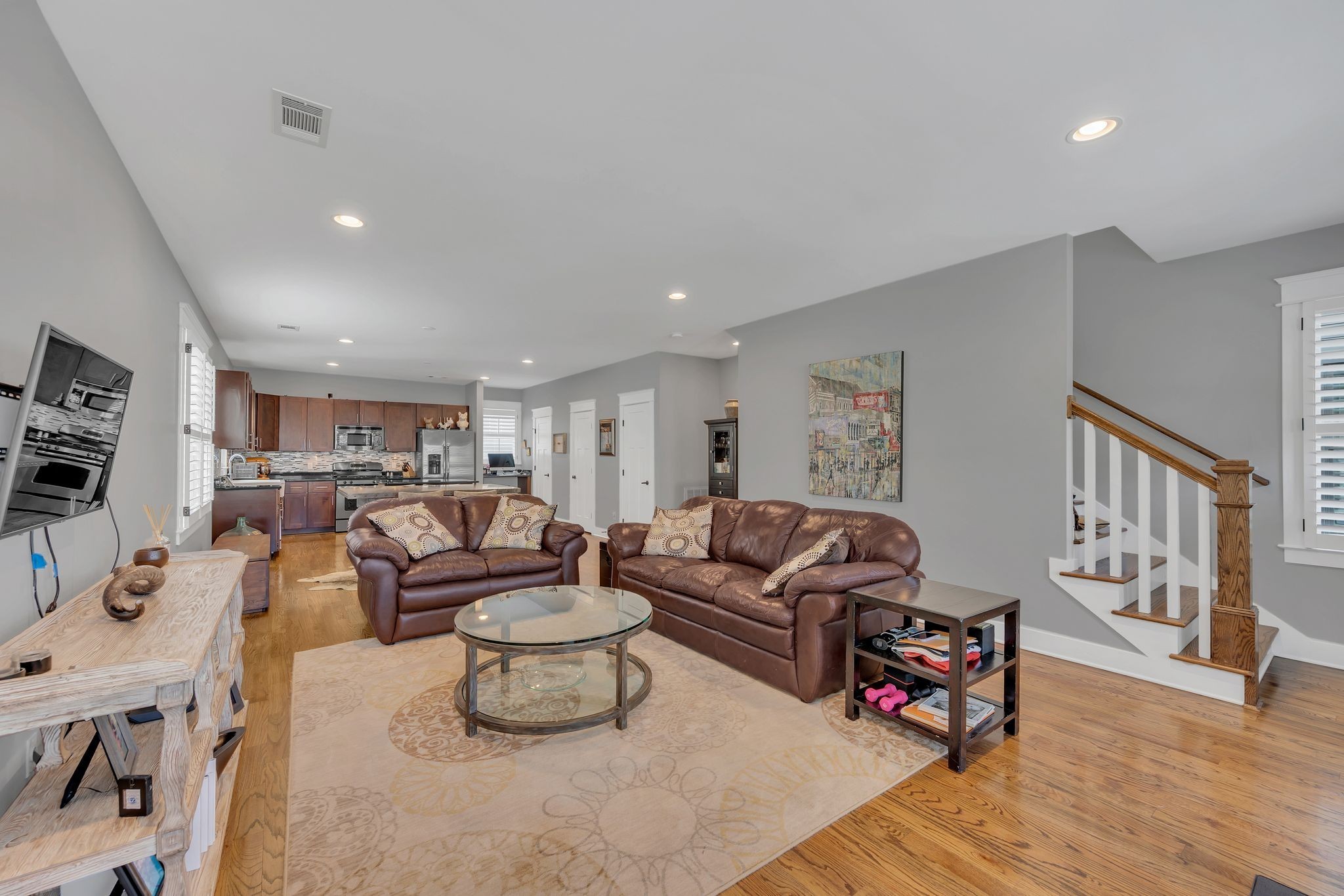 613 Chesterfield Way