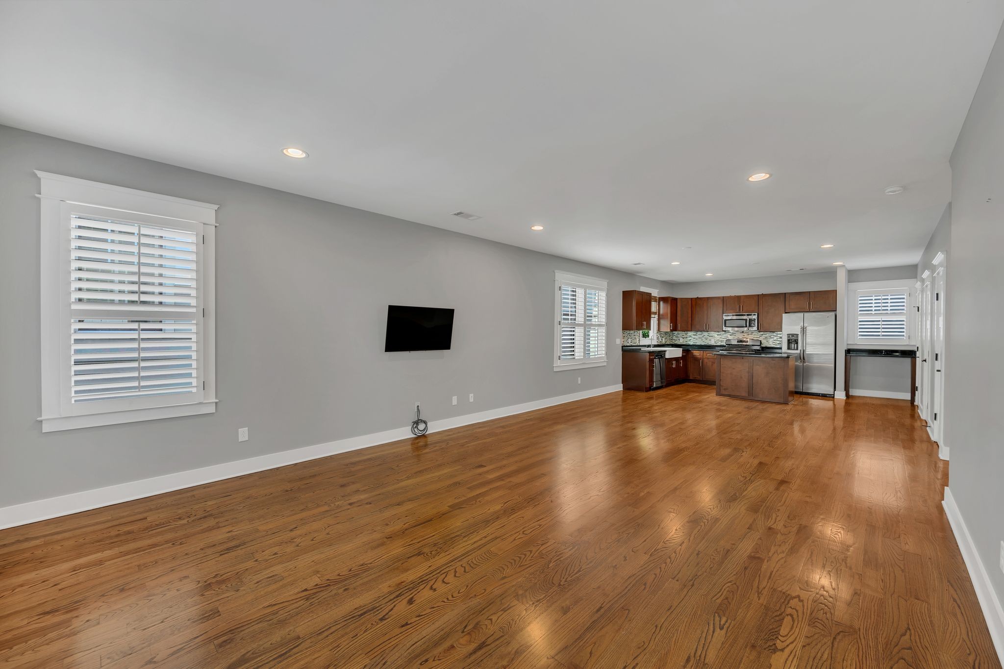 613 Chesterfield Way