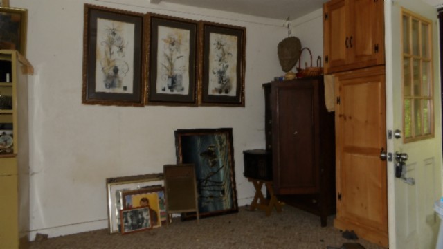 106 Log Home Ln