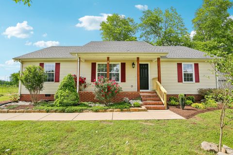 136 Conquest Ct Unionville TN 37180