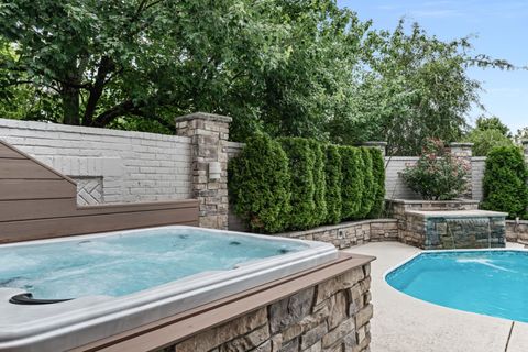 Photo of 1 Warwick Ln, Nashville, TN 37205 (MLS # 3112064)