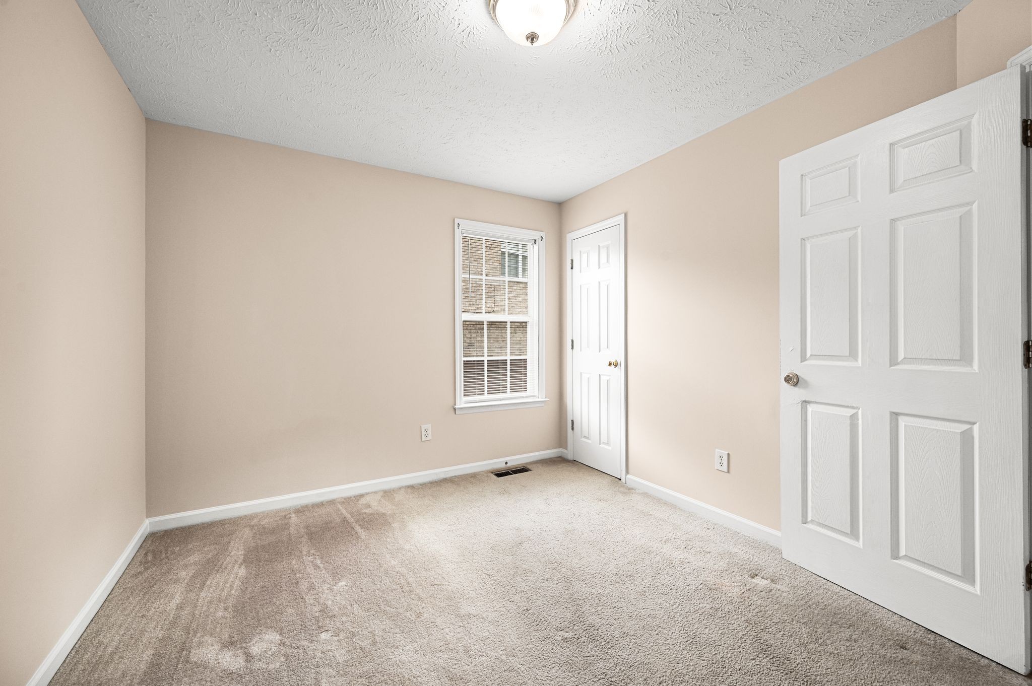 Nashville, Tennessee 37217, United States, 4 Bedrooms Bedrooms, ,3 BathroomsBathrooms,Residential,Active,149263