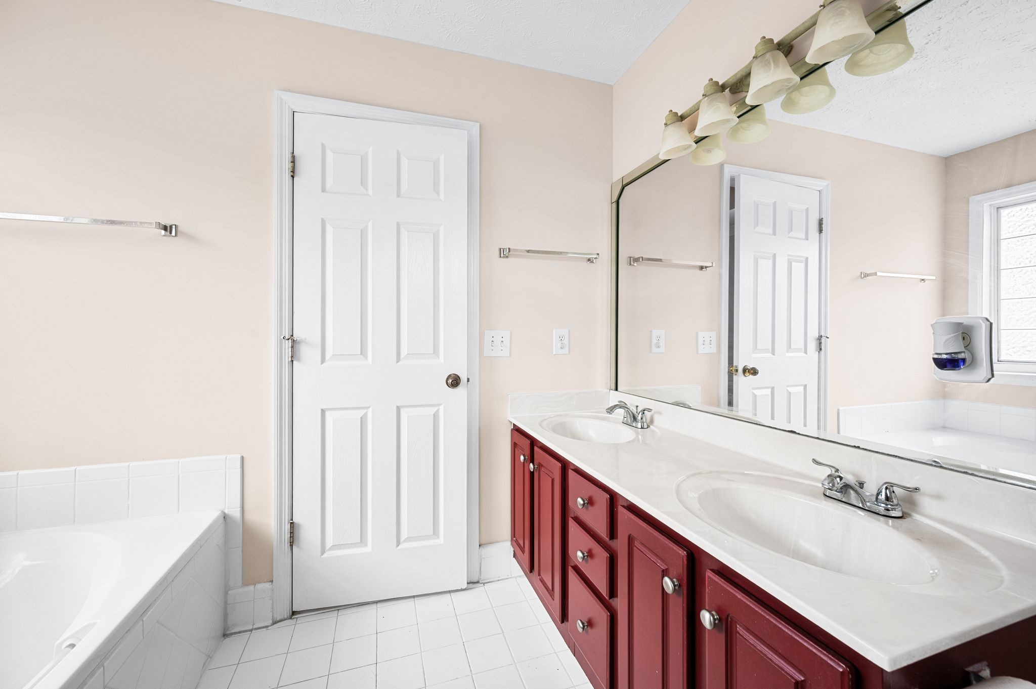 Nashville, Tennessee 37217, United States, 4 Bedrooms Bedrooms, ,3 BathroomsBathrooms,Residential,Active,149263