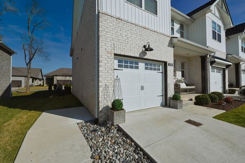 1216 Hayloft Pl Gallatin TN 37066