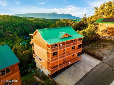Photo of 2313 Boulder Way, Sevierville, TN 37862 (MLS # 3602371)