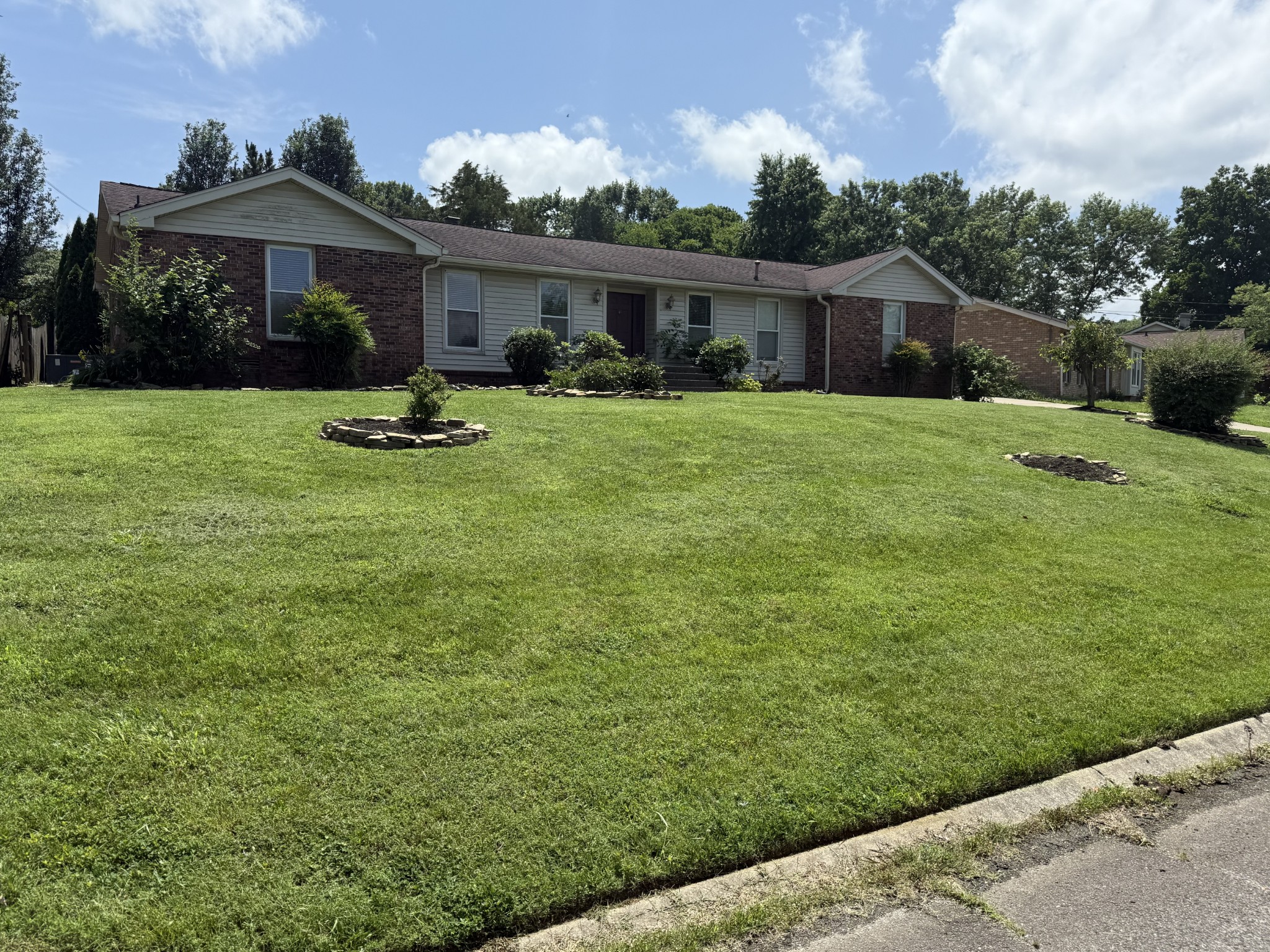 Middle Tennessee Properties 2 131 Pin Oak Dr