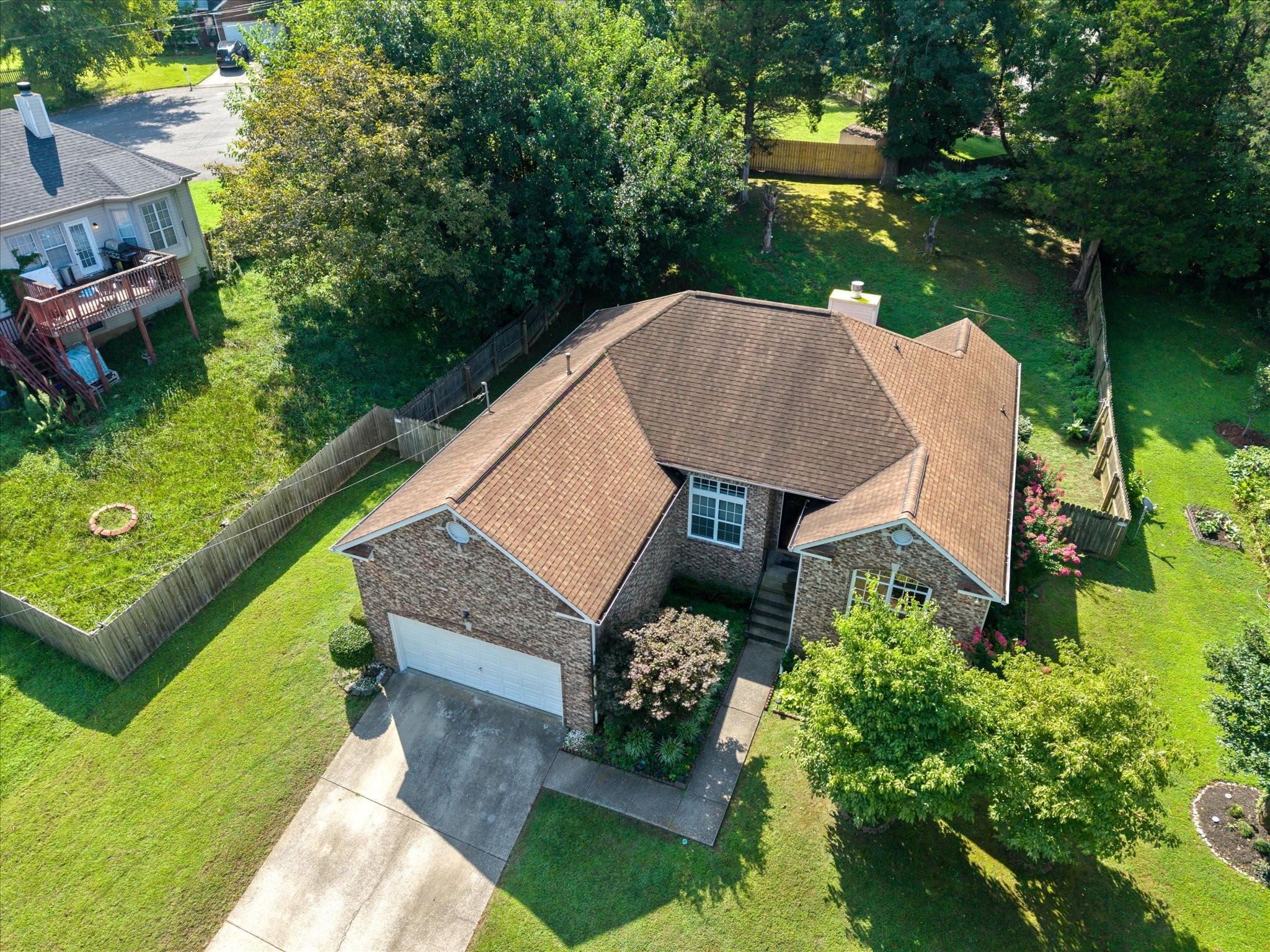 2528 Oak Forest Dr