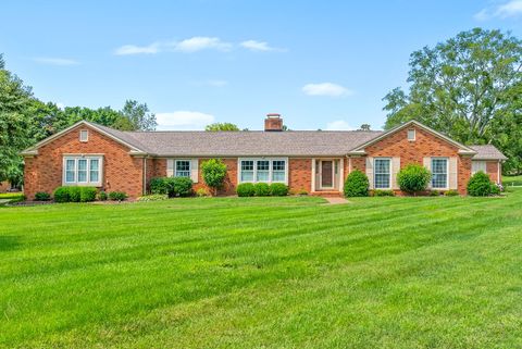 230 Fairway Ct Hopkinsville KY 42240