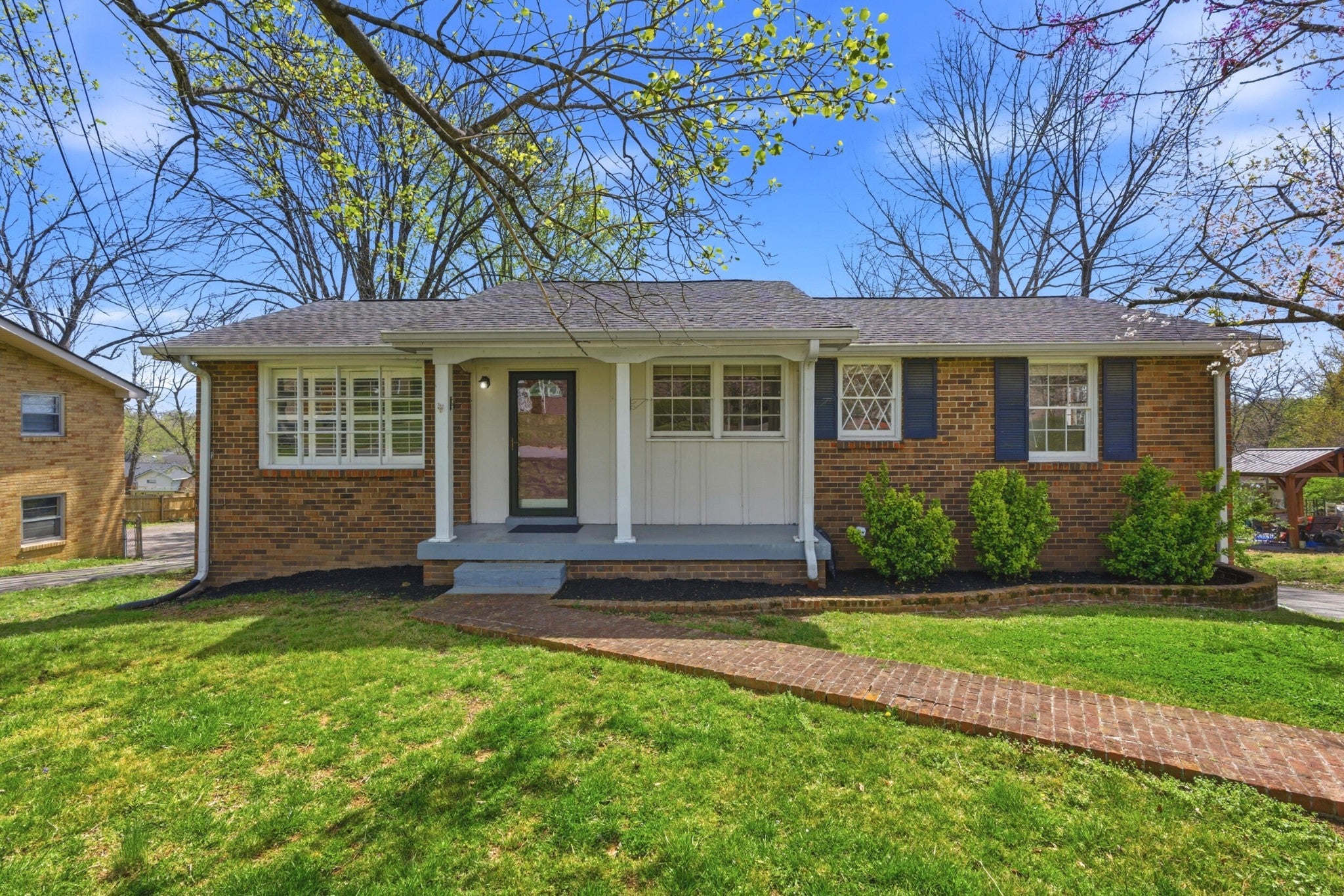4-bed listing at 216 Whorley Dr, Nashville
