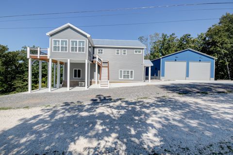 120 Golden Eagle Dr Dover TN 37058