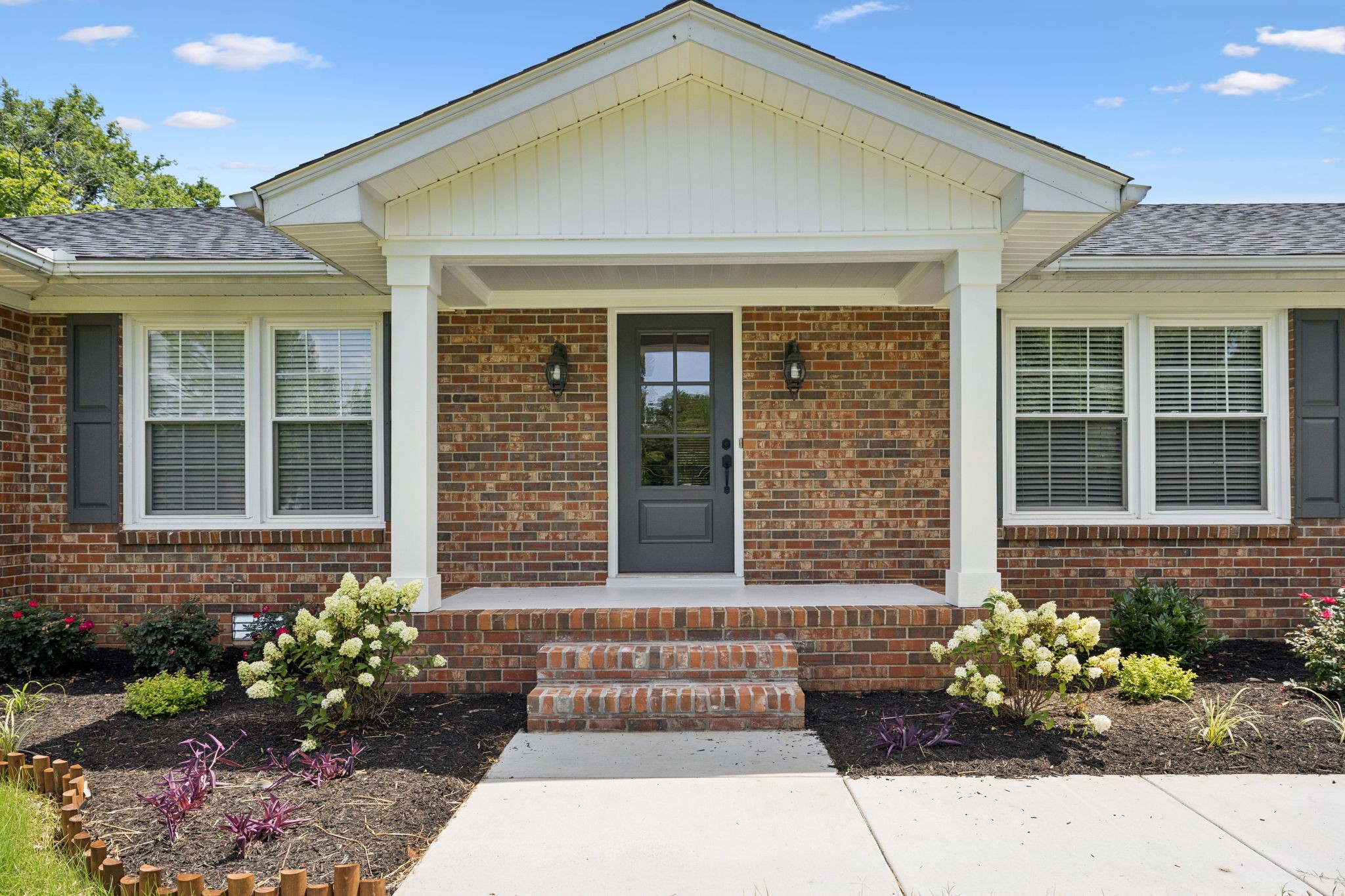 1061 Alford Rd