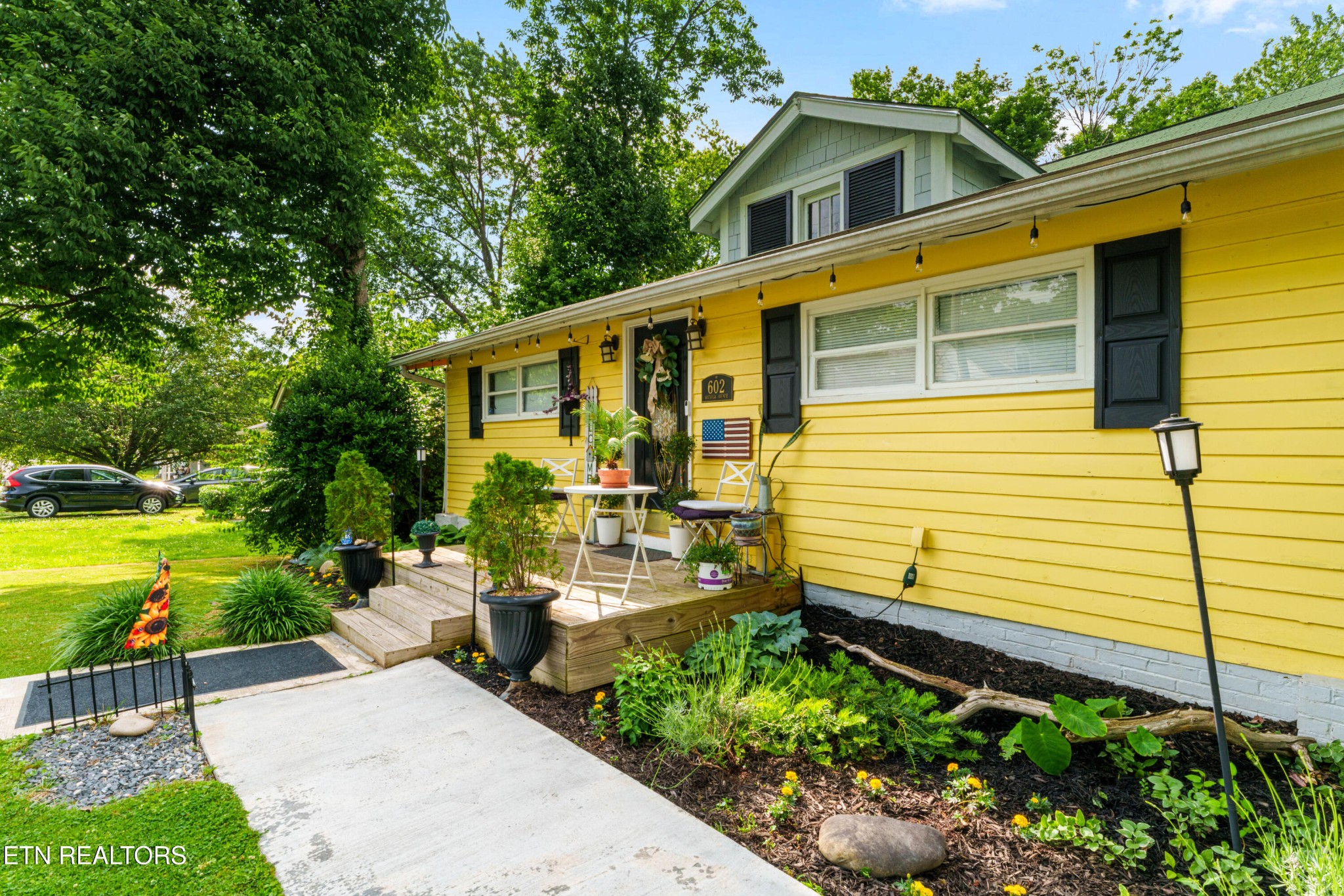 602 Watauga Ave