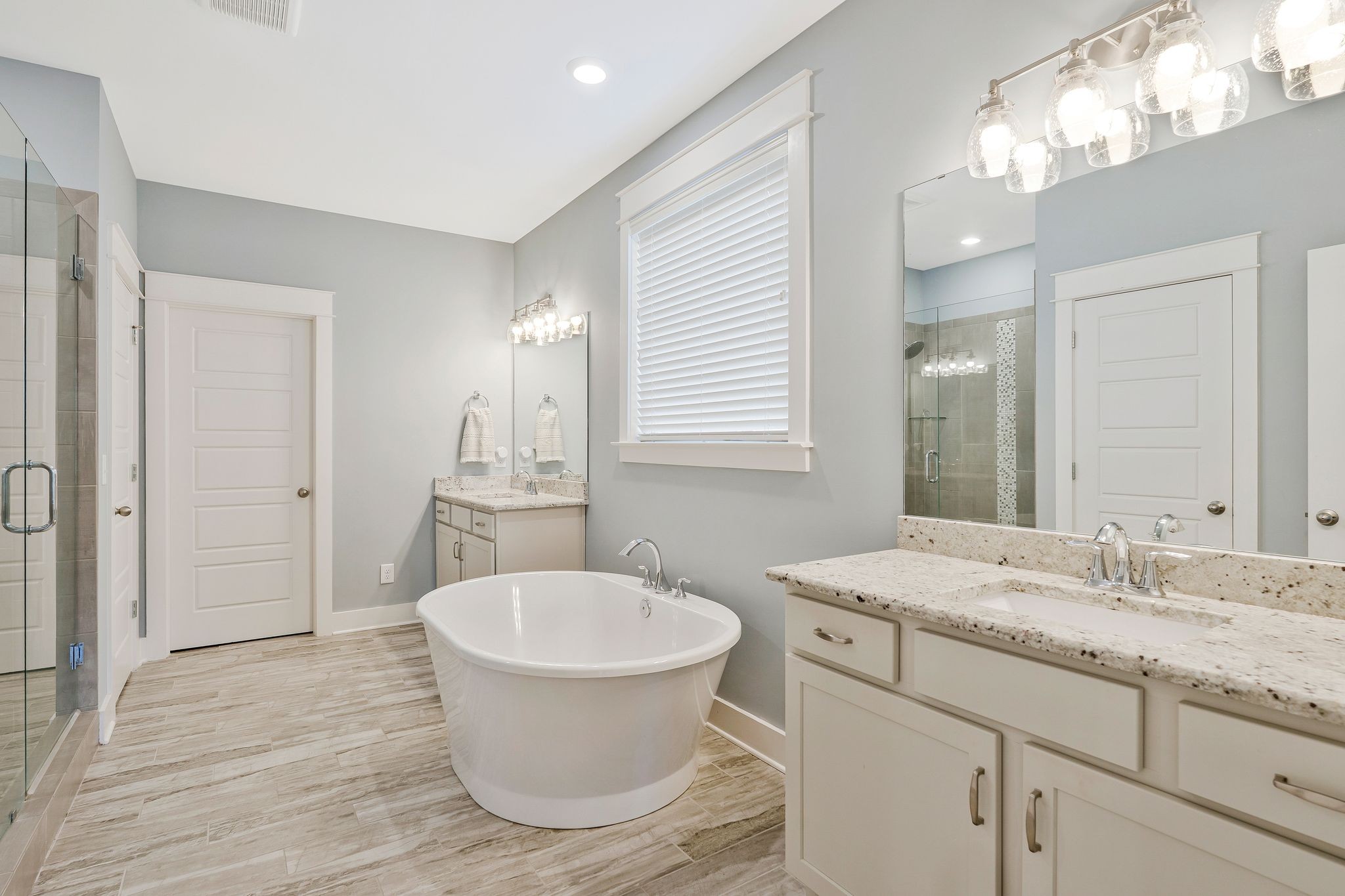 Nolensville, Tennessee 37135, United States, 4 Bedrooms Bedrooms, ,5 BathroomsBathrooms,Residential,Pending,105205