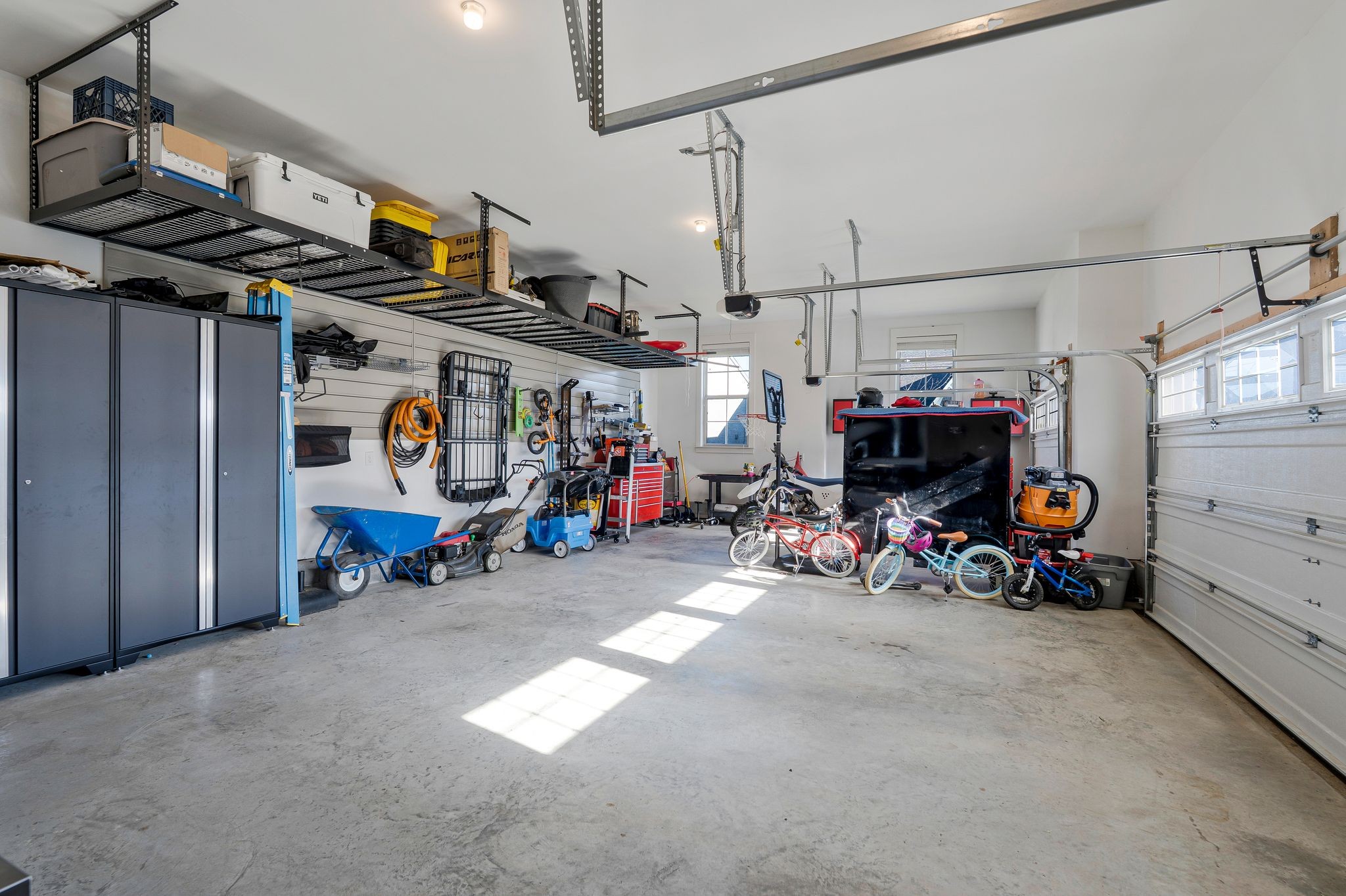 Nolensville, Tennessee 37135, United States, 4 Bedrooms Bedrooms, ,5 BathroomsBathrooms,Residential,Pending,105205