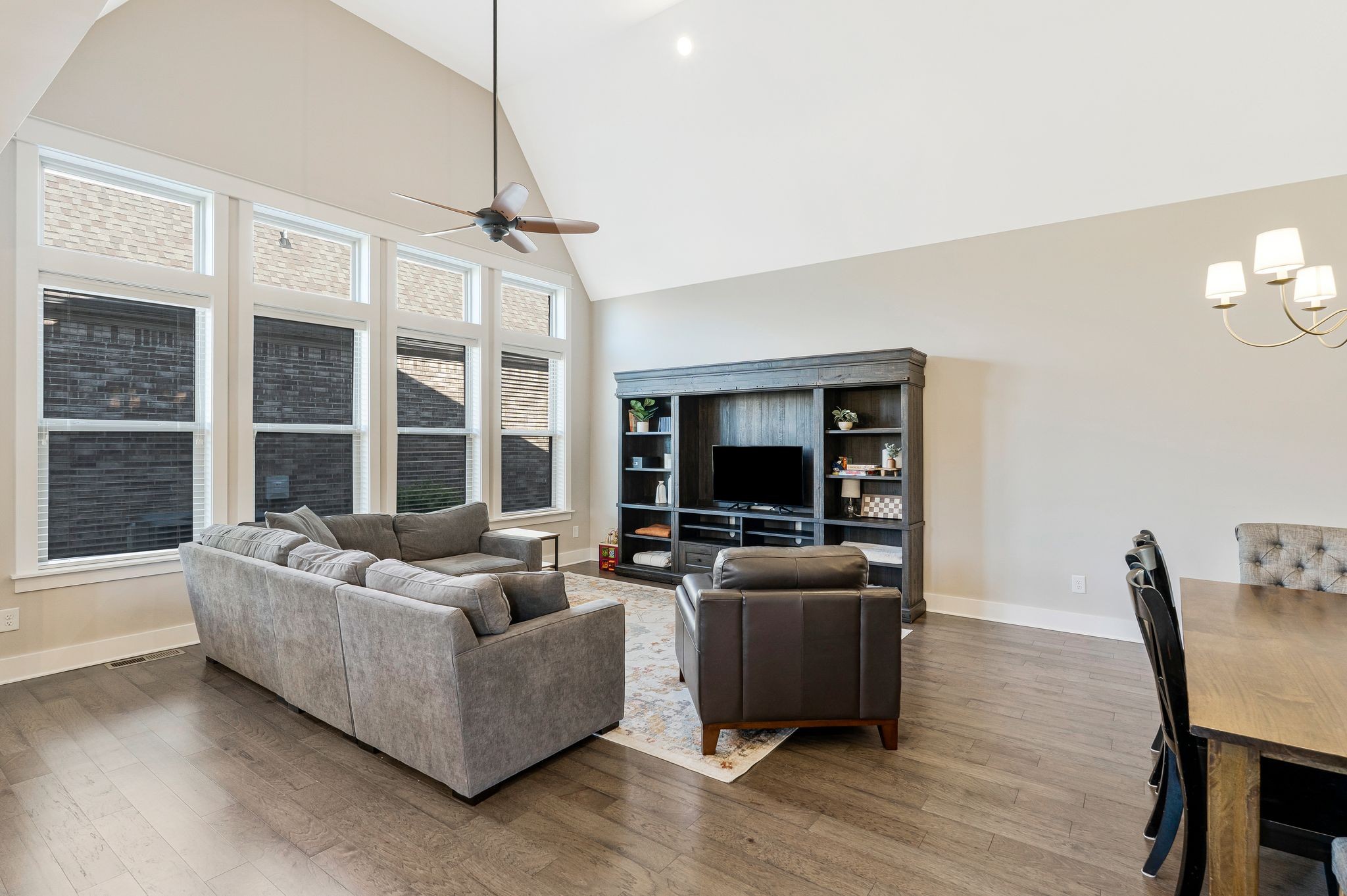 Nolensville, Tennessee 37135, United States, 4 Bedrooms Bedrooms, ,5 BathroomsBathrooms,Residential,Pending,105205