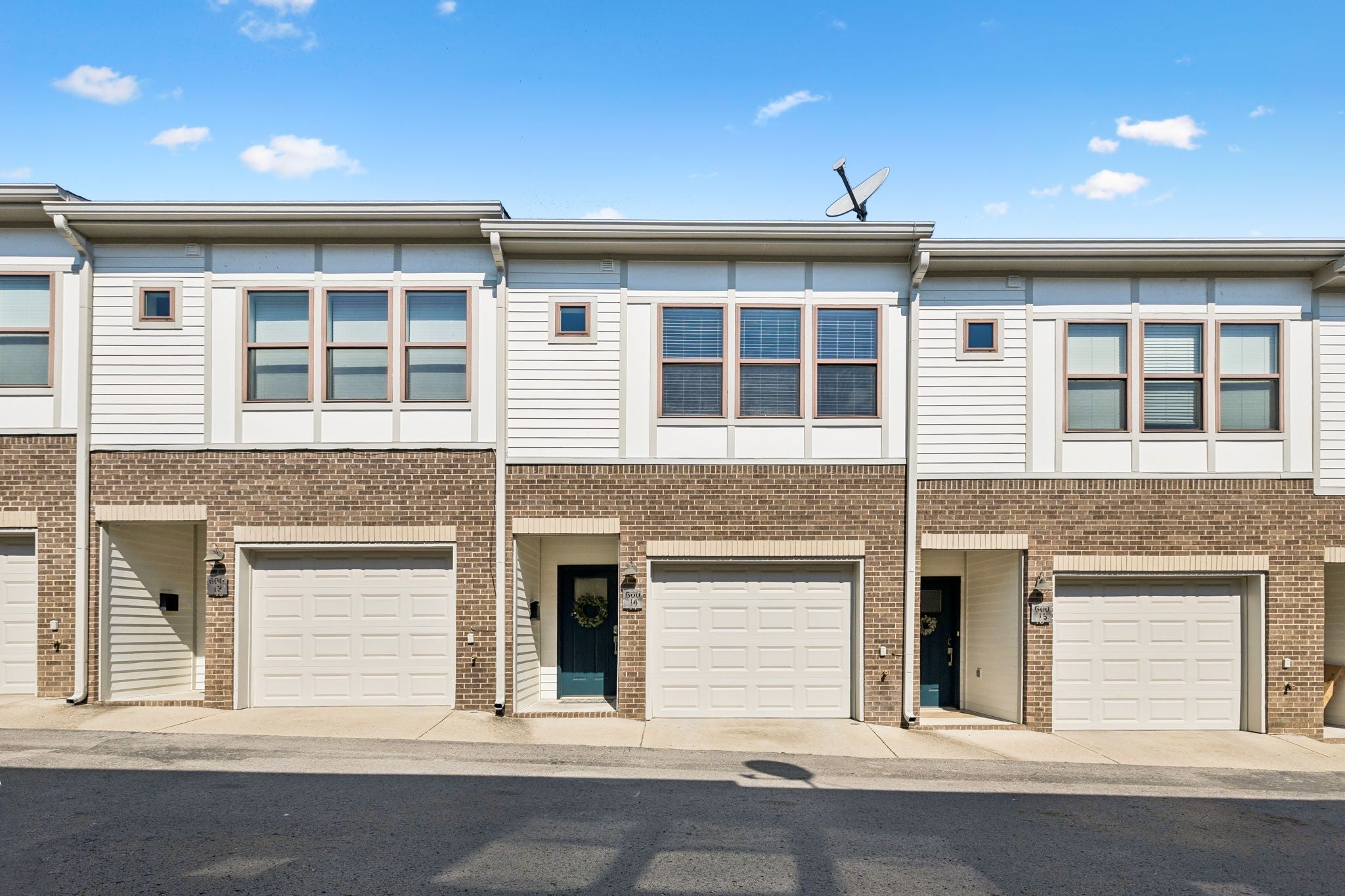 600 Garfield St 14