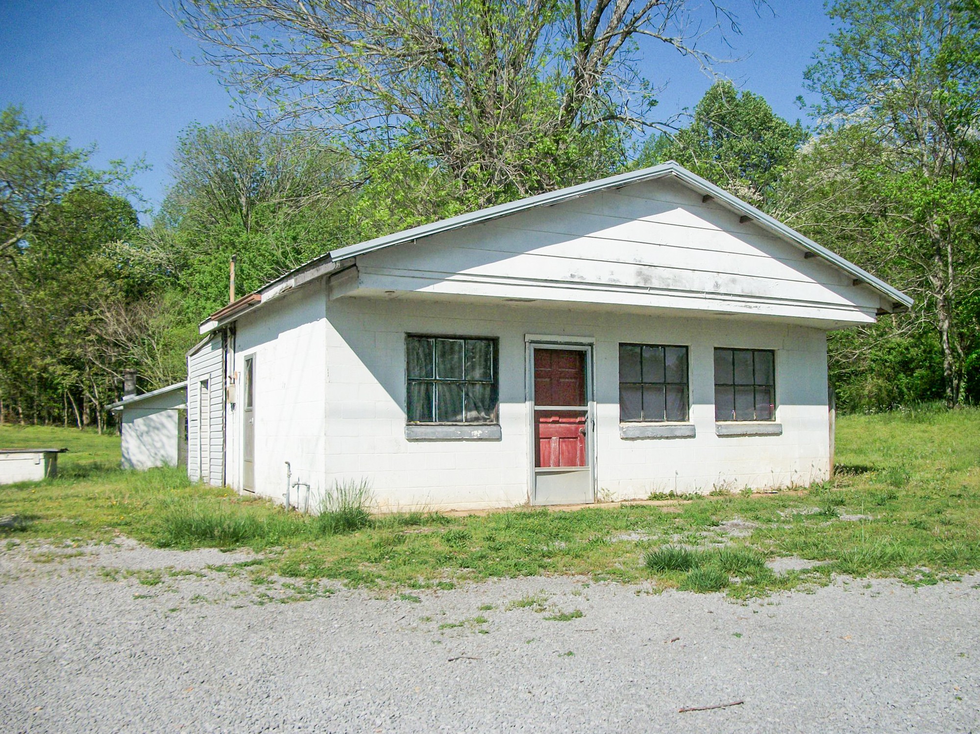 738 Old McMinnville Hwy