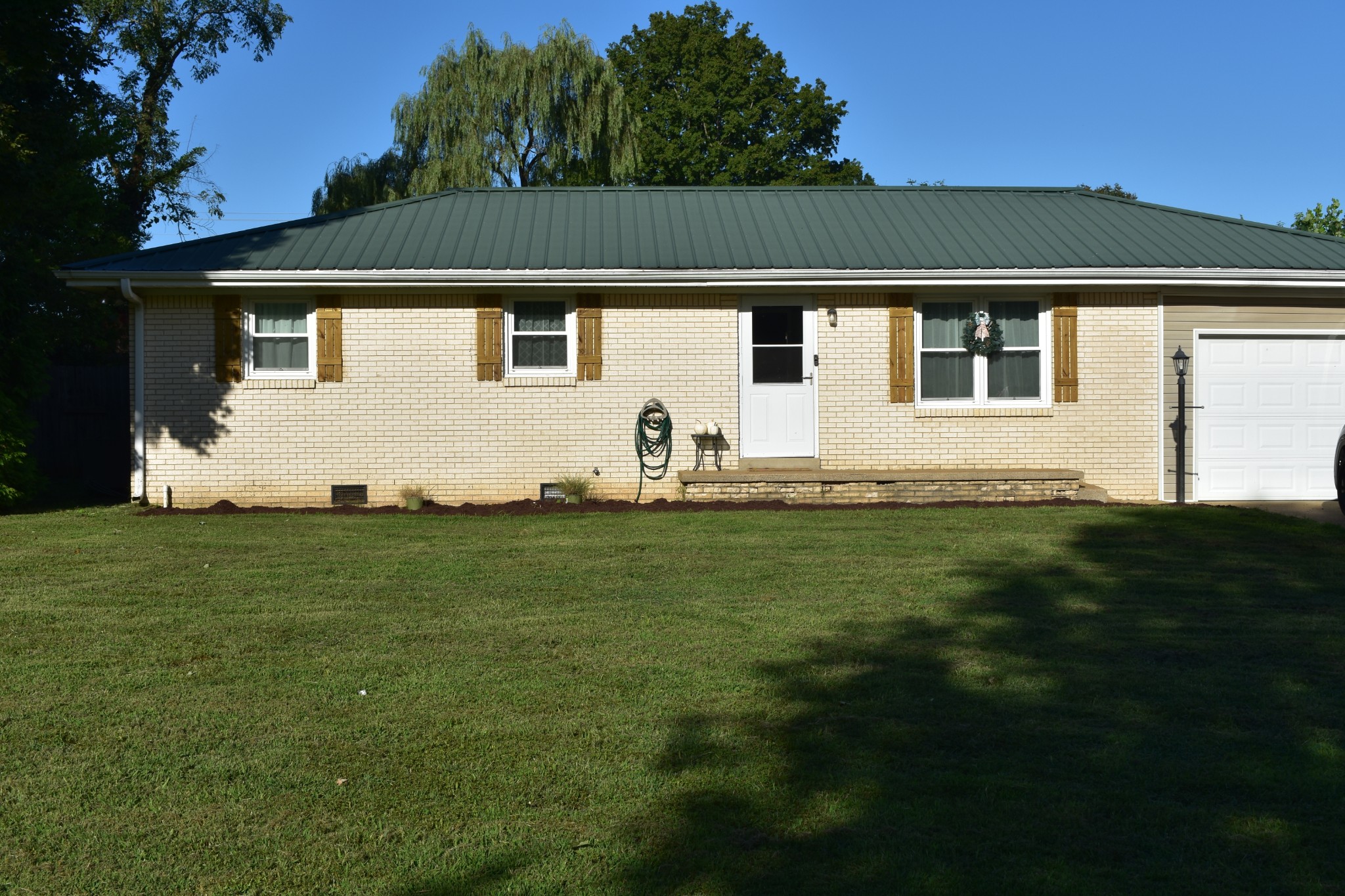 189 Thompson Dr