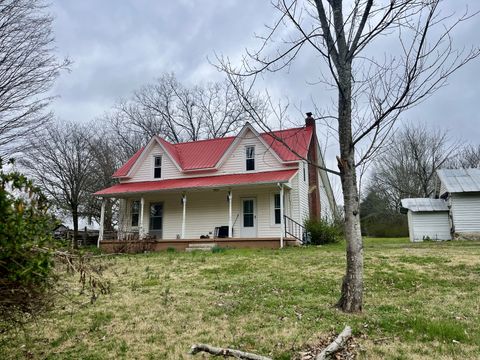 15 Sloan Branch Rd Pleasant Shade TN 37145